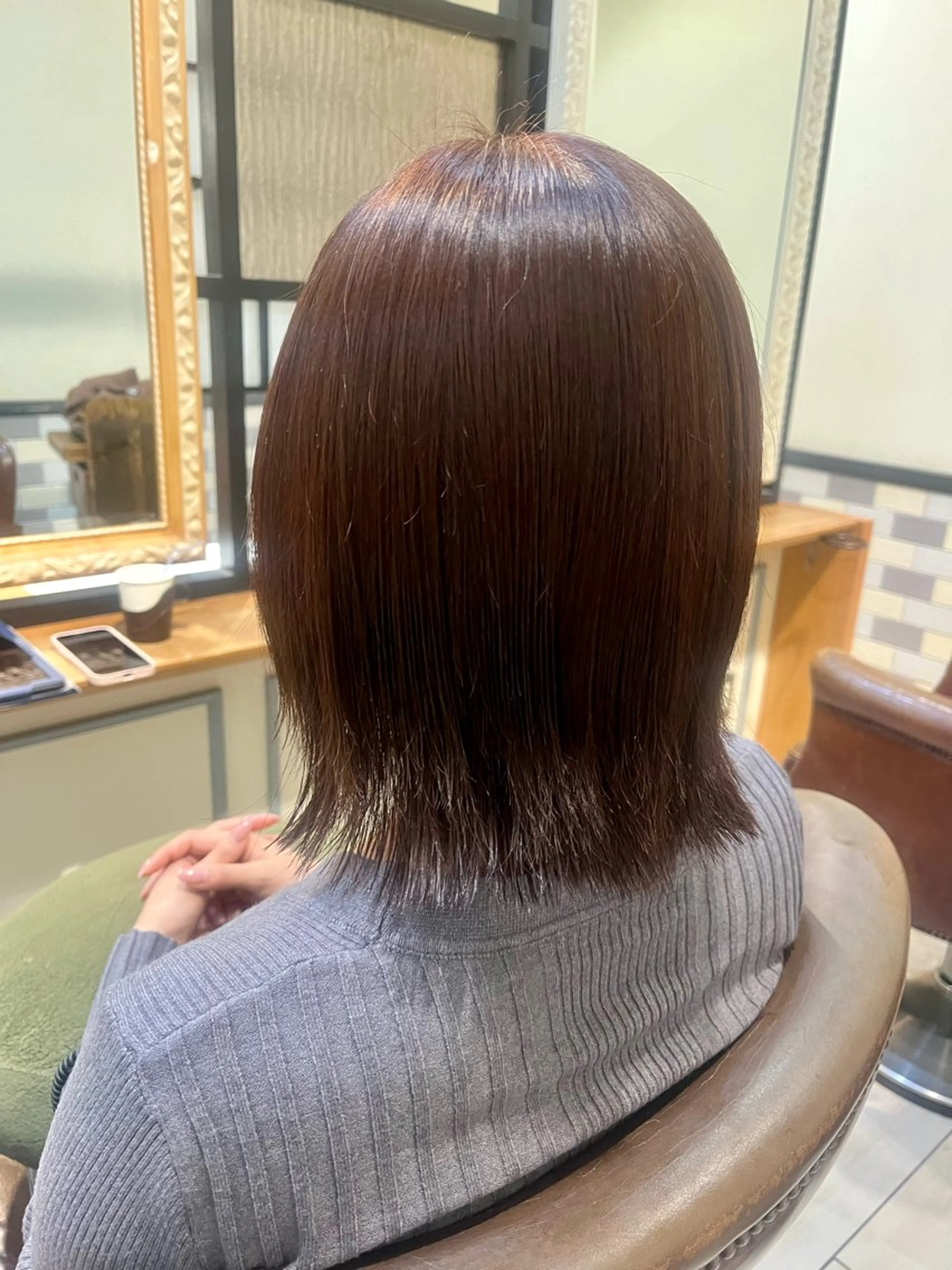 ミディアム カラー イケハラ ナナミのヘアスタイル