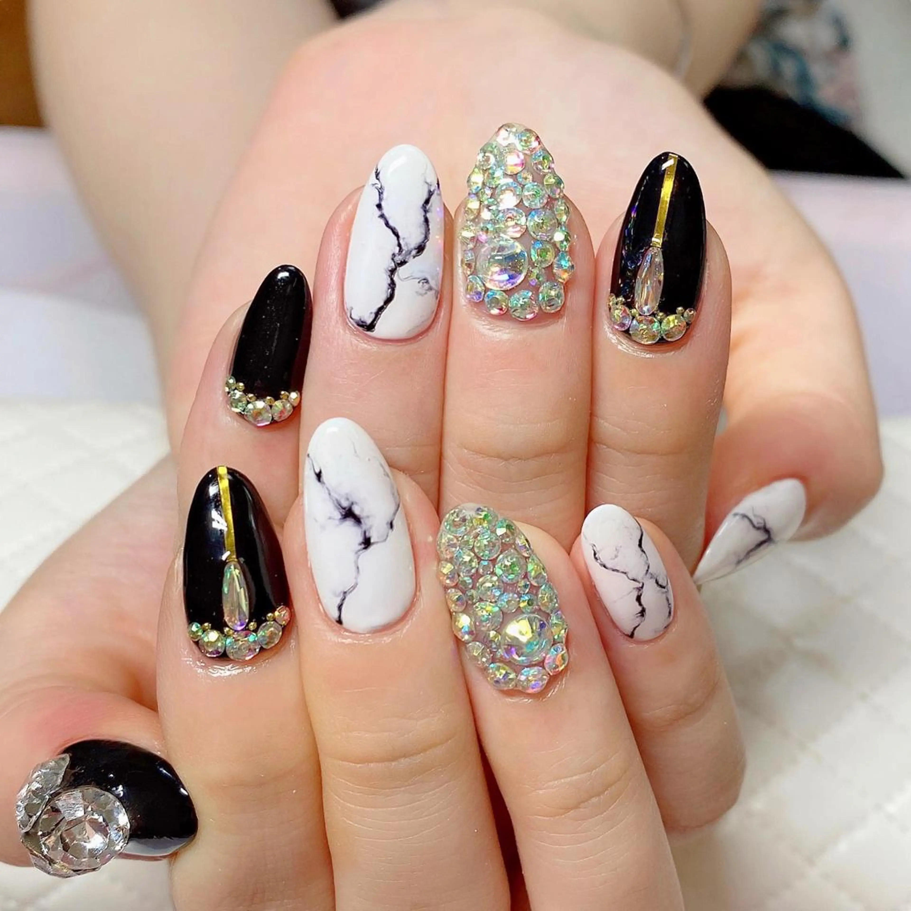 ネイル ナユキNA.YUKI 池袋店のネイルデザイン