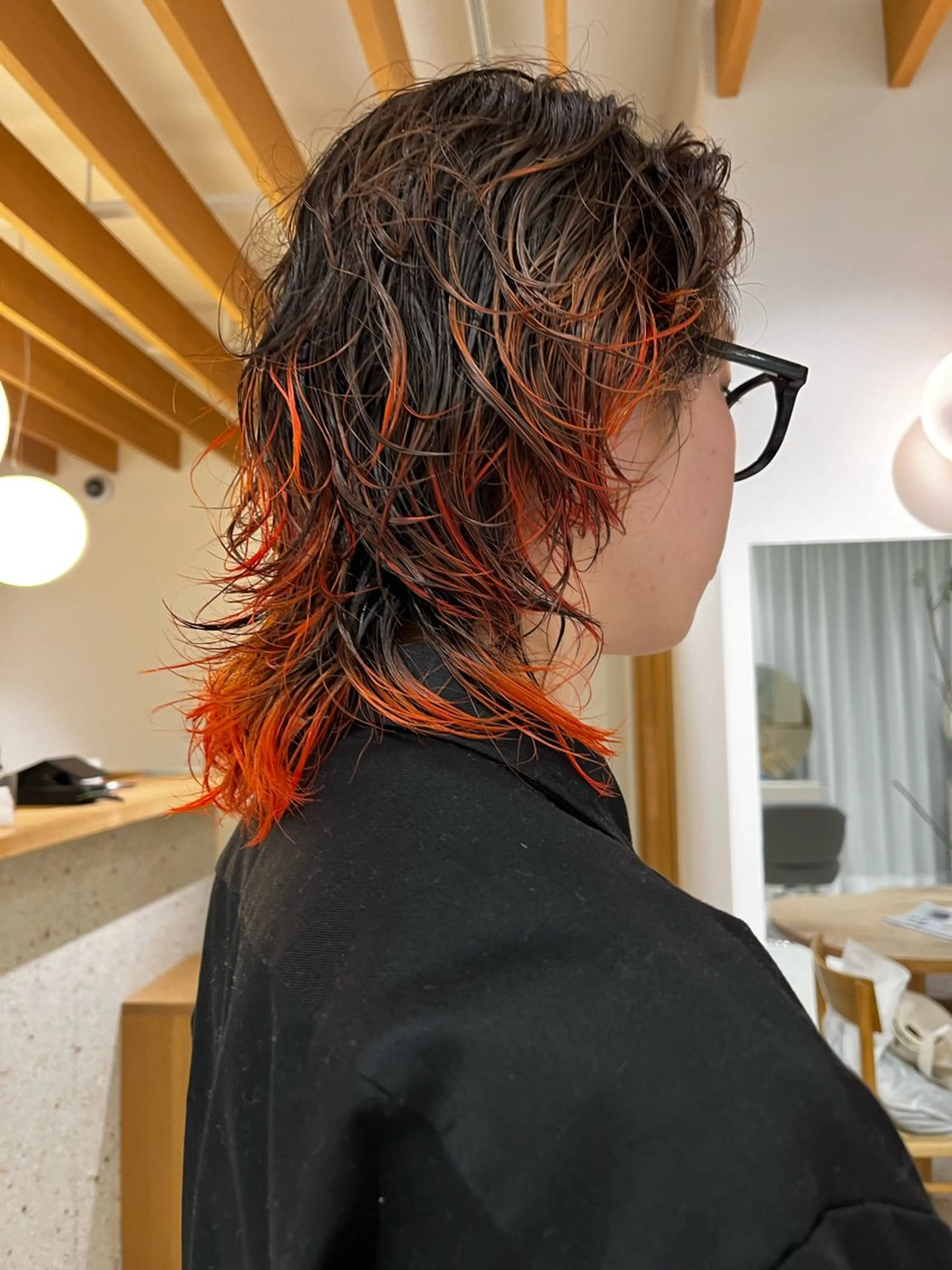 カラー メンズ フェザーパーマ メンズパーマ 透明感カラー デザインカラー 外国人風カラー カットモデル/ 髪質改善/みわのヘアスタイル