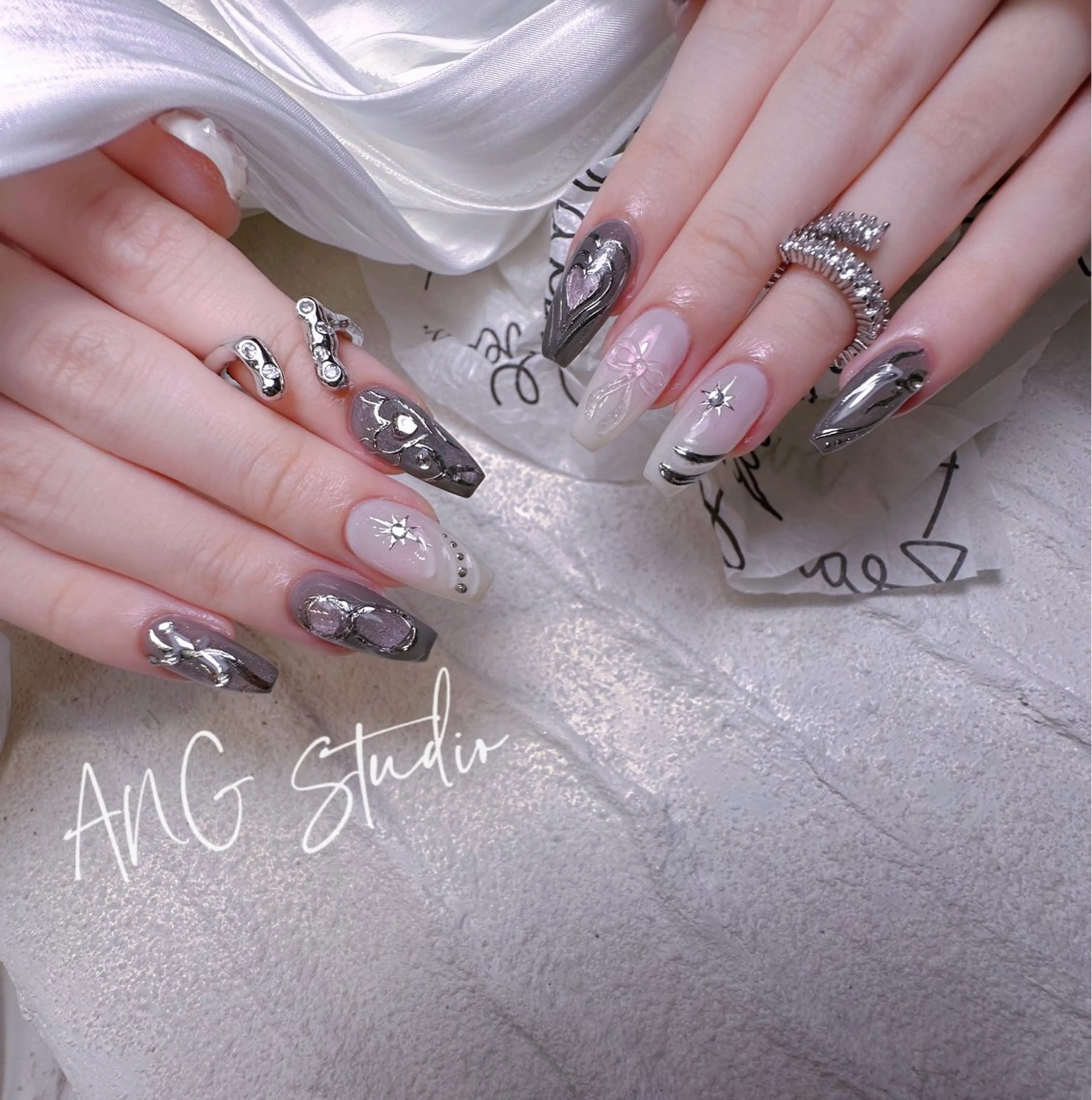 ネイル ハンドネイル ハンドケア ANG Studioのネイルデザイン
