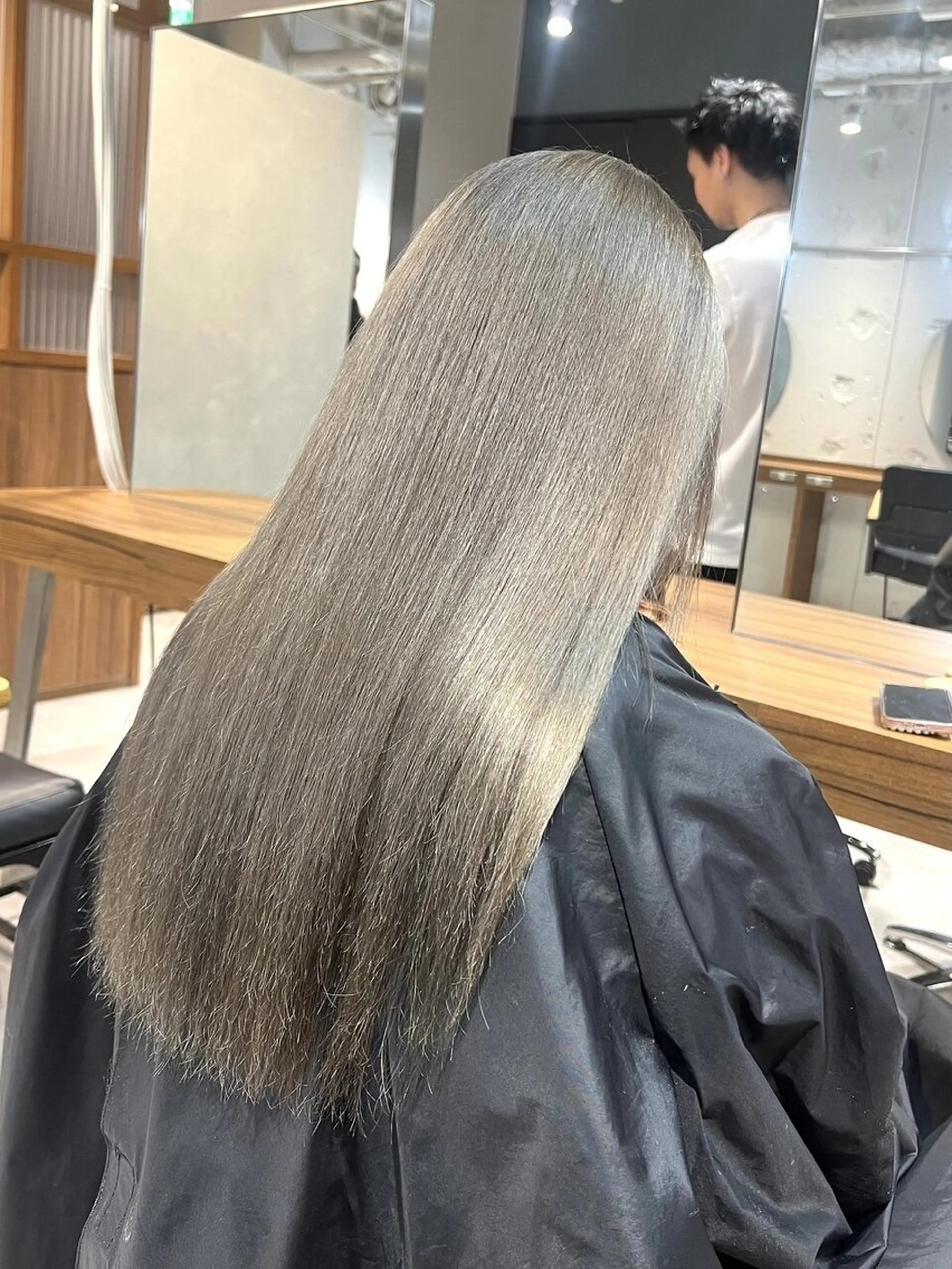 ロング カラー ヘアカラー DAYS 2ndのヘアスタイル