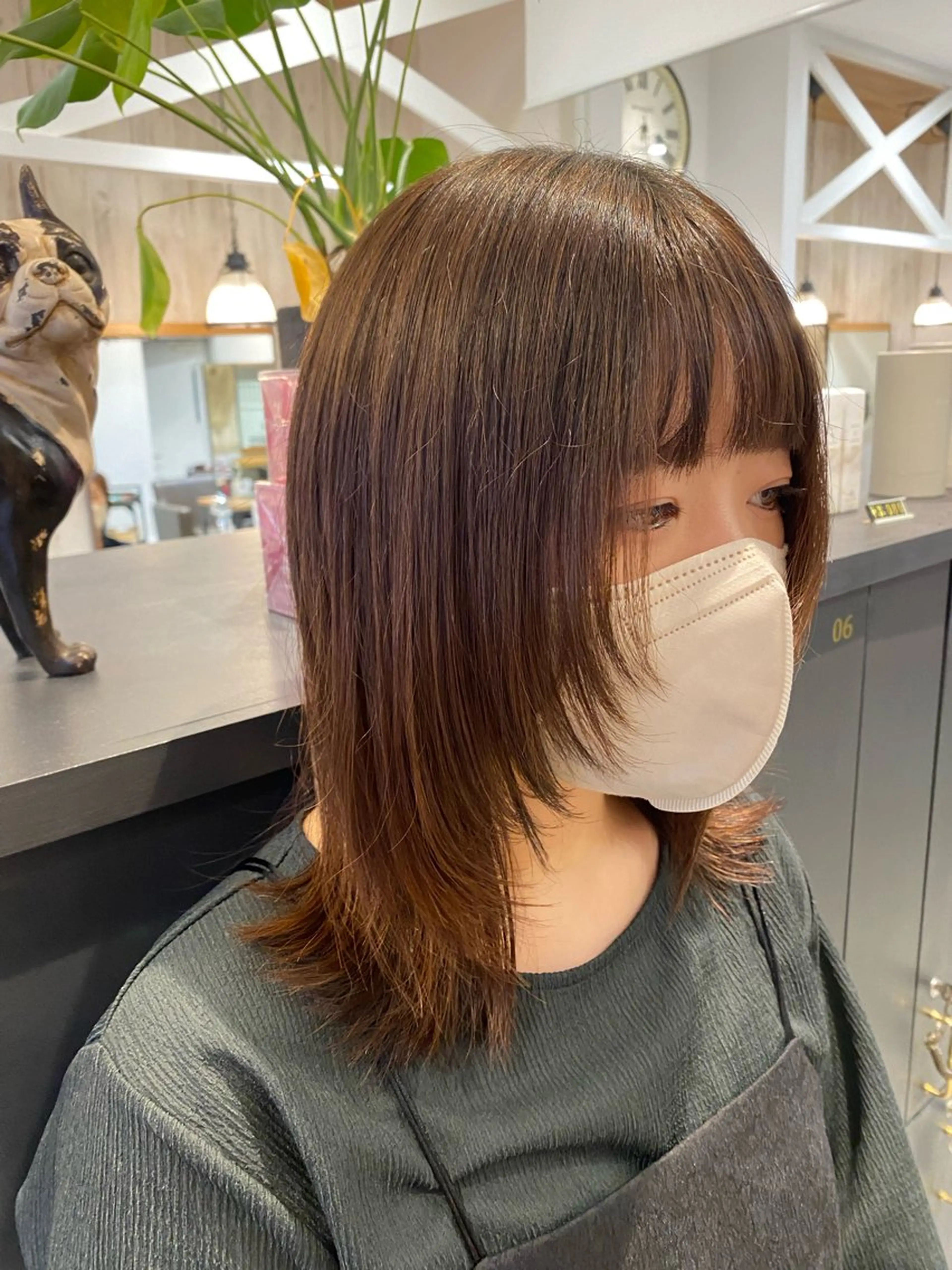 ミディアム 顔周りカット レイヤーカット 柴田 枝利子のヘアスタイル