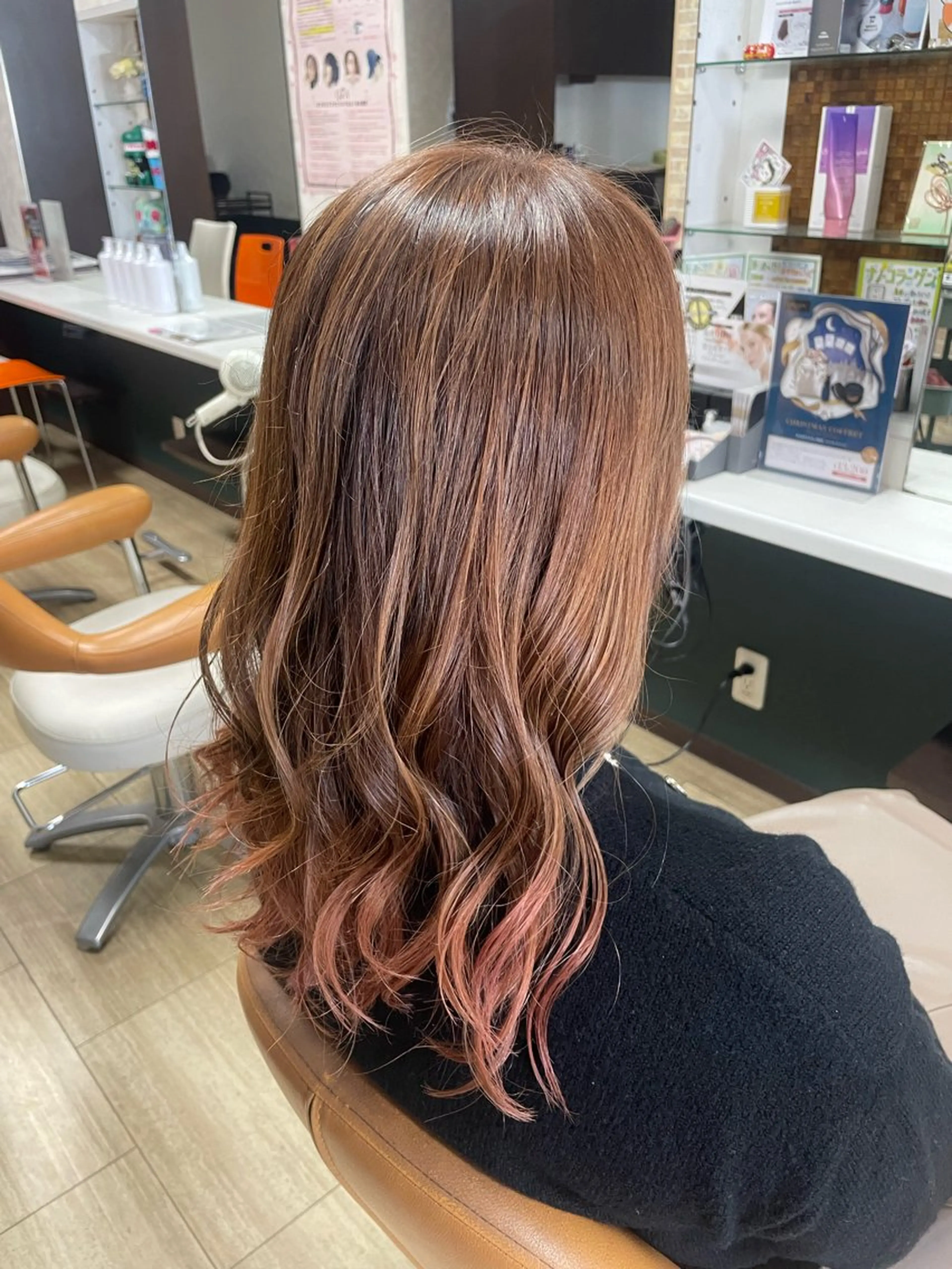 ロング カラー ピンクカラー カット ヘアカラー 徳留 もも花のヘアスタイル