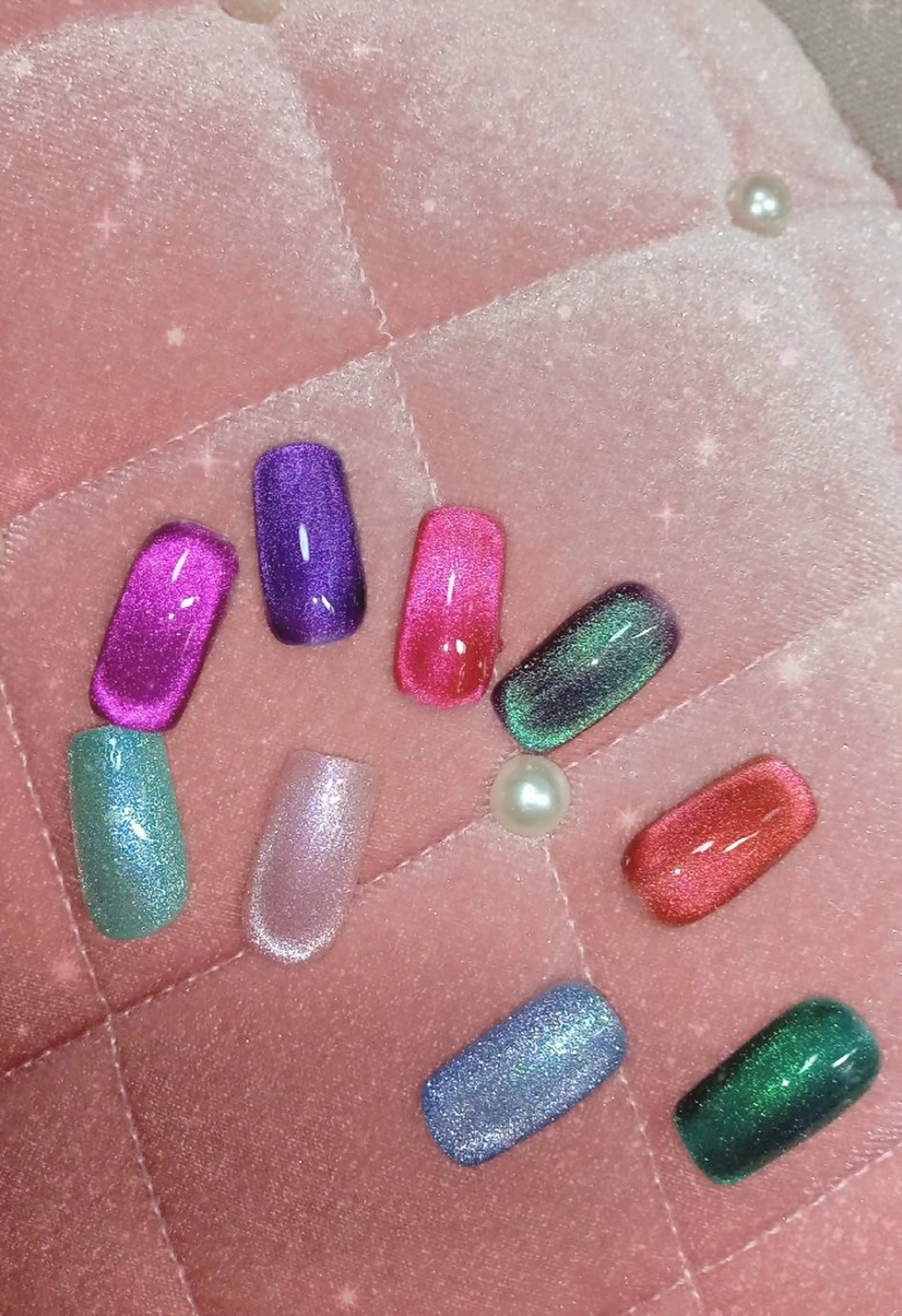 ネイル マグネットネイル ビー玉ネイル 冬ネイル クリスマス ハンドネイル flure de neige yukiのネイルデザイン