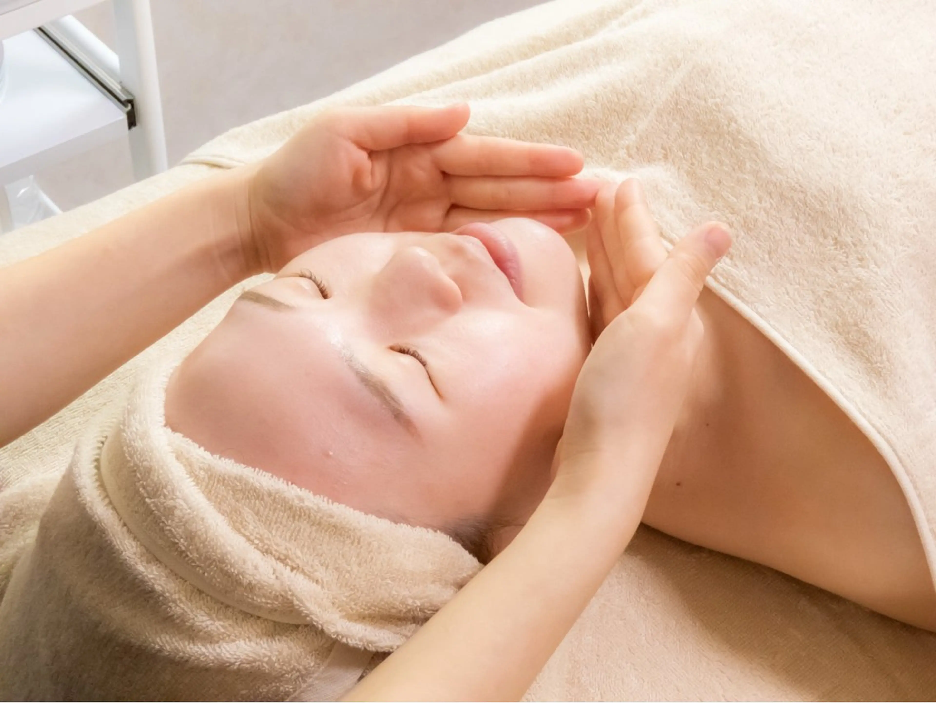 エステ 韓国式エステサロン Elna【エルナ】のエステ・リラクイメージ