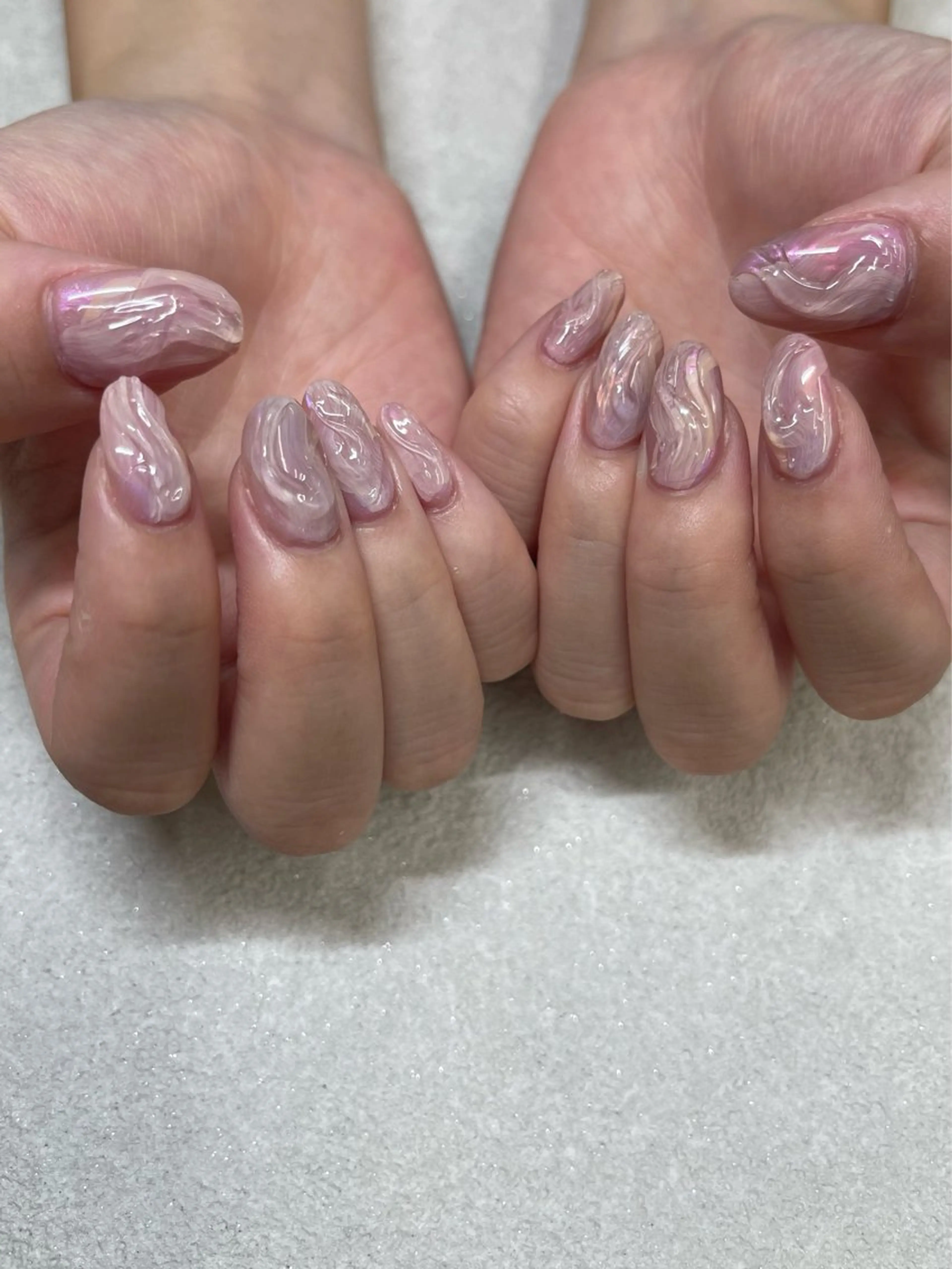 ミディアム Nonche 大阪梅田店のネイルデザイン