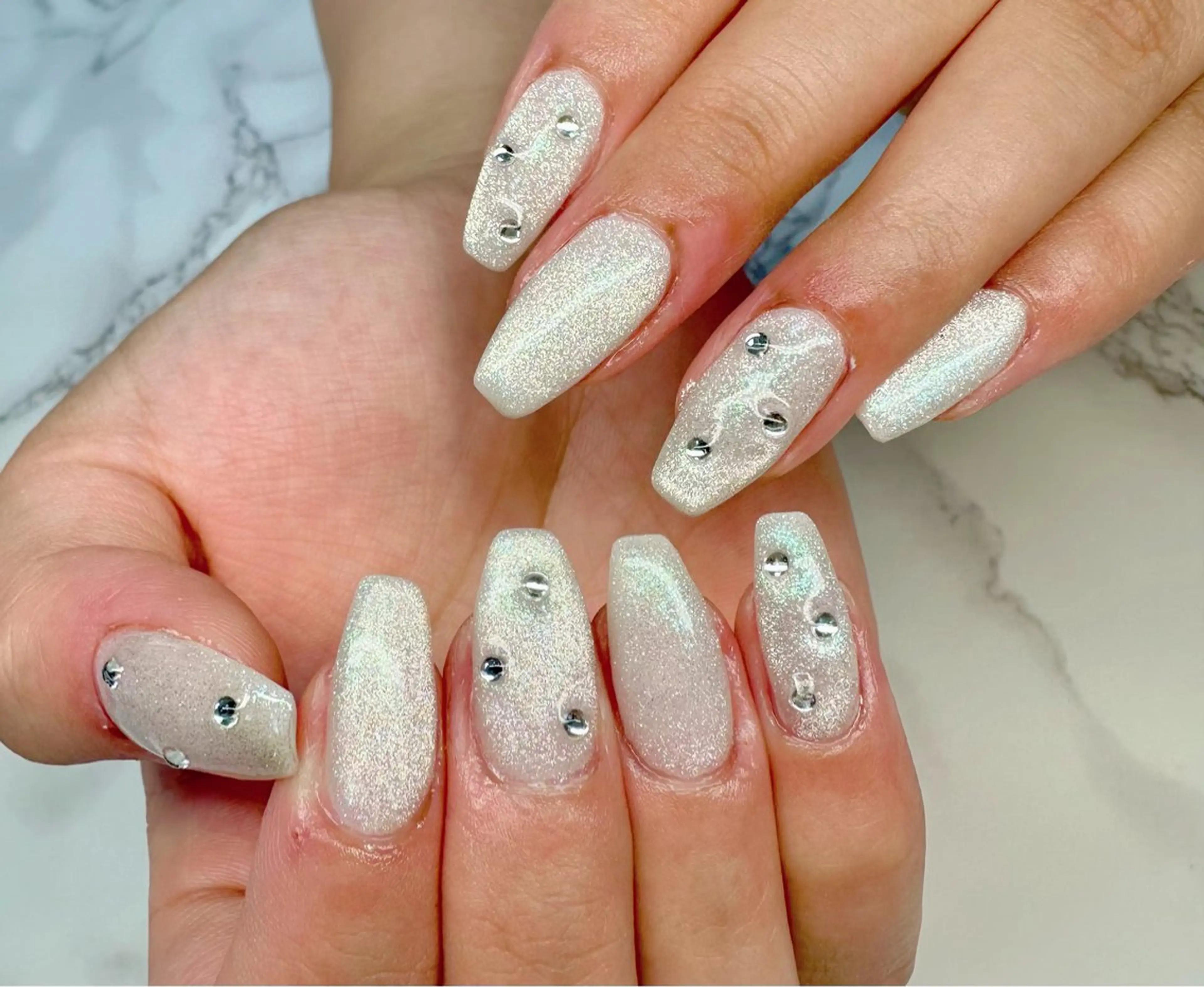 ネイル フレンチネイル マグネットネイル ニュアンスネイル ワンカラーネイル 夏ネイル M.N_ nailのネイルデザイン