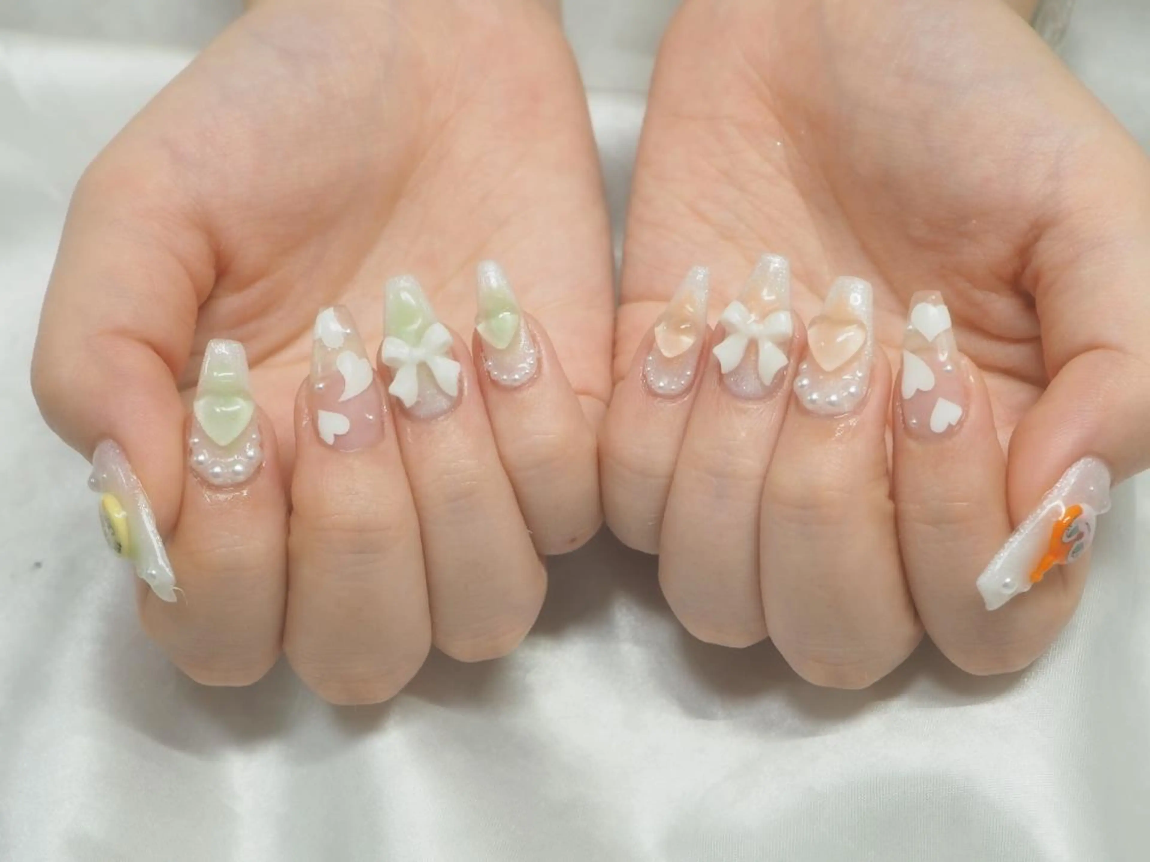 ネイル ハンドネイル Amore Nのネイルデザイン