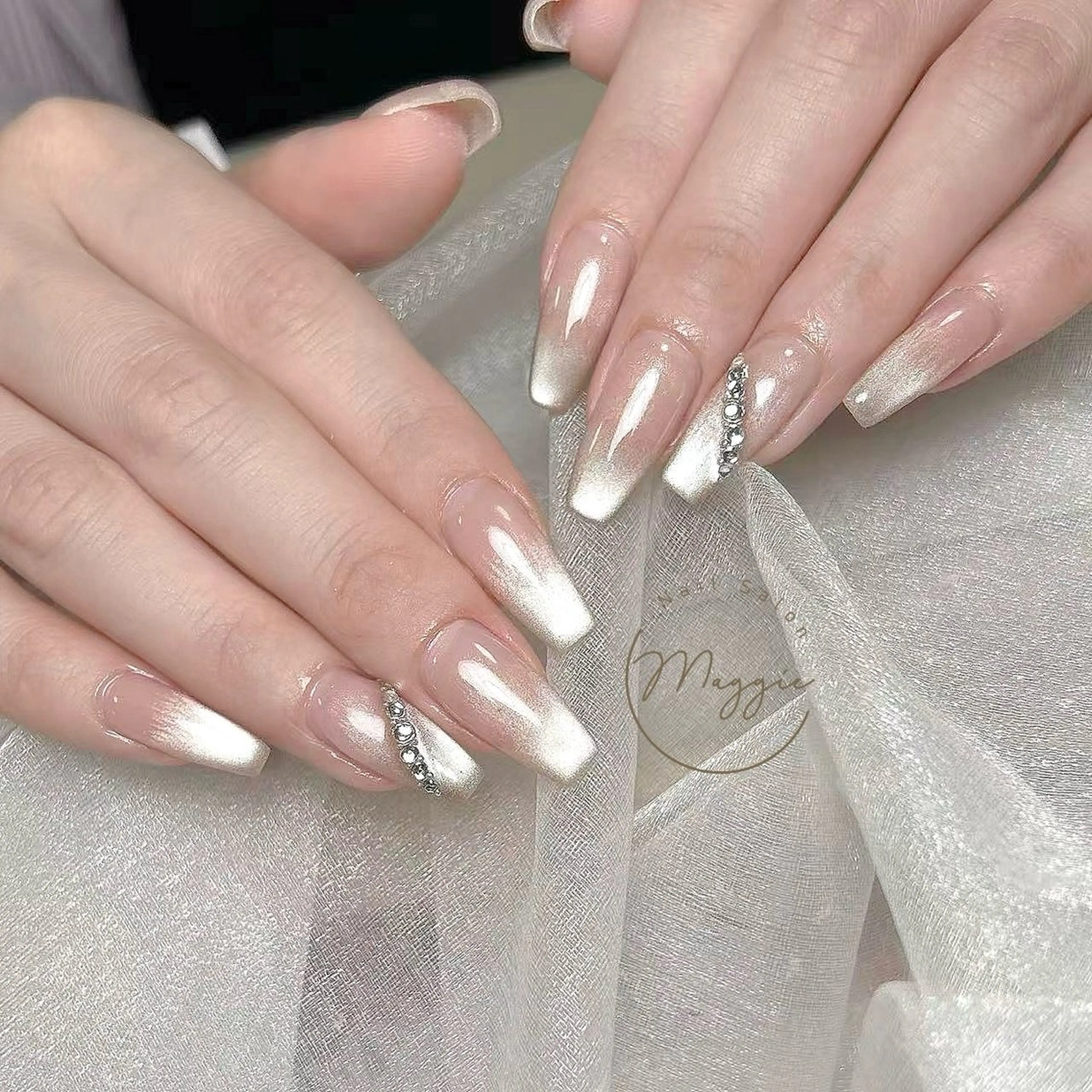 ネイル Maggie Nail🦩のネイルデザイン