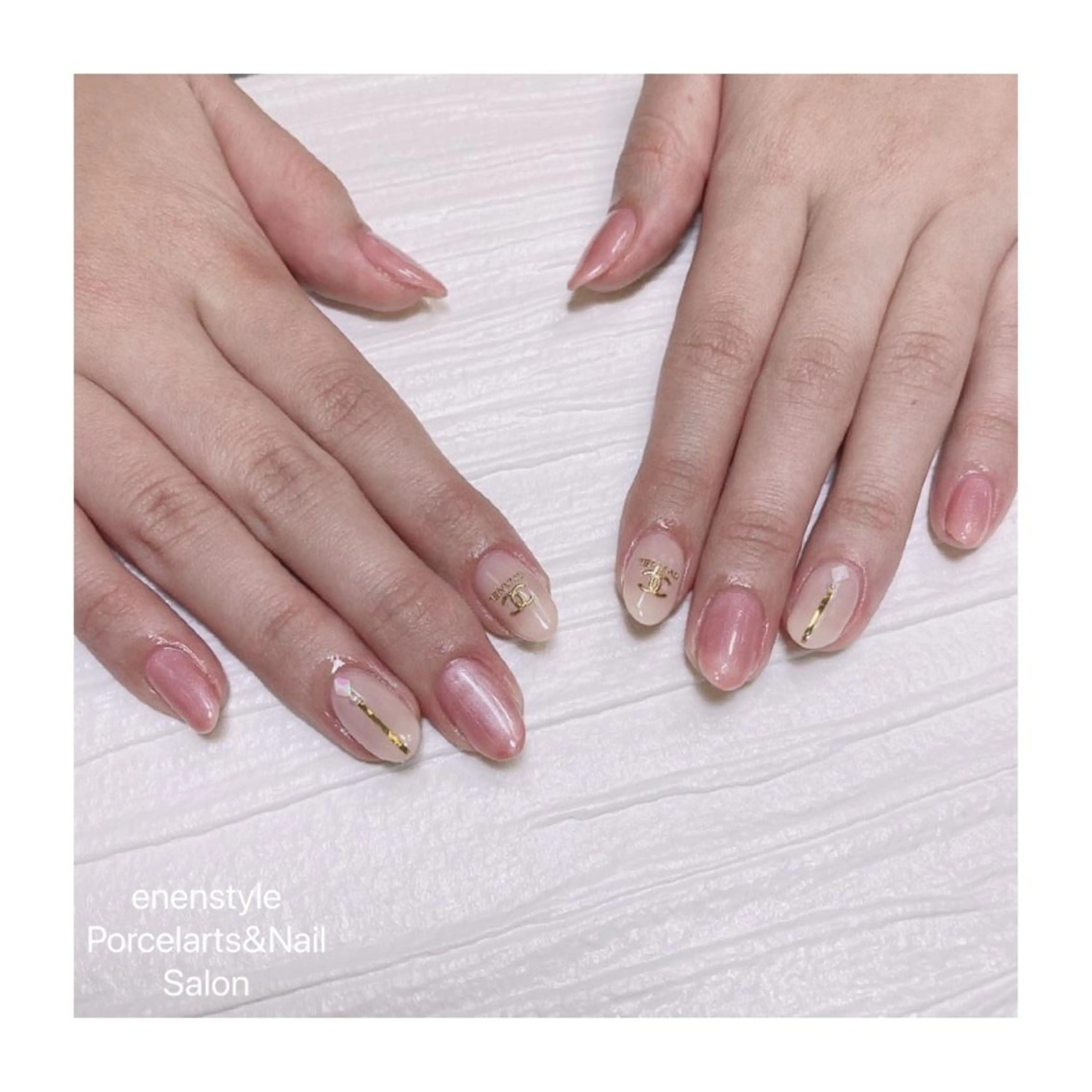 ミディアム ネイル ハンドネイル 👑enen style👑のネイルデザイン