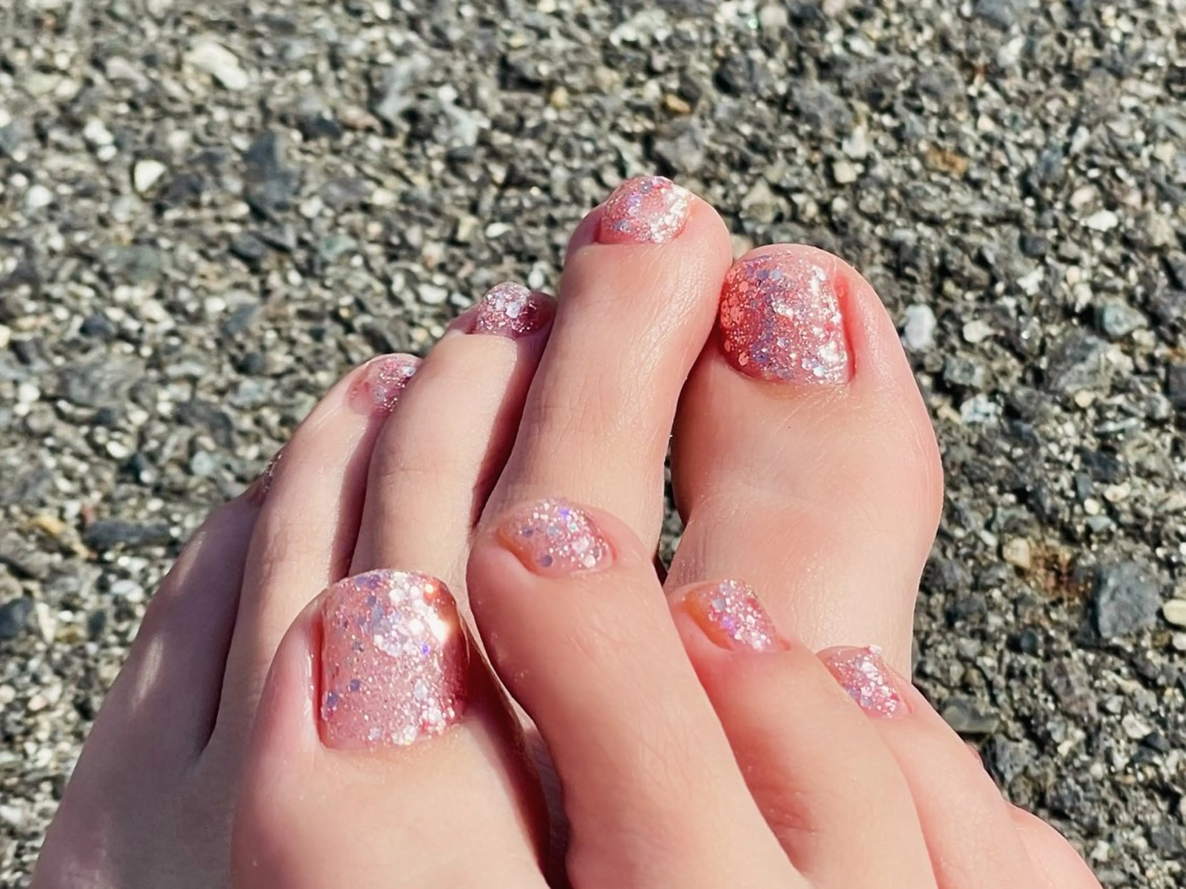 ネイル フットネイル キラキラネイル ピンク KAUI +所属・KAUI +🌺 Maiのエステ・リラクイメージ