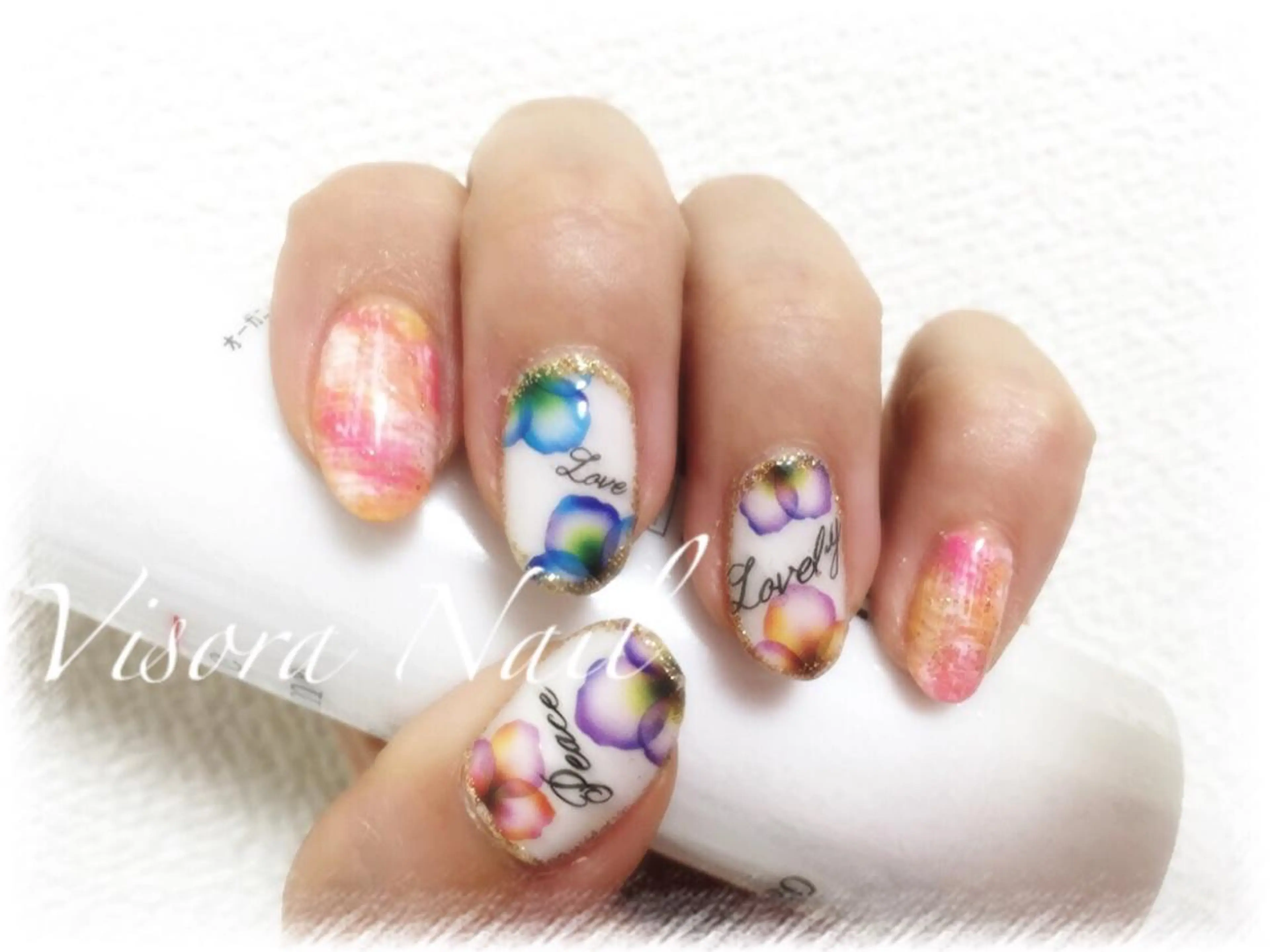 ネイル ハンドネイル 美SORA ～ｳﾞｨｿﾗ～のネイルデザイン