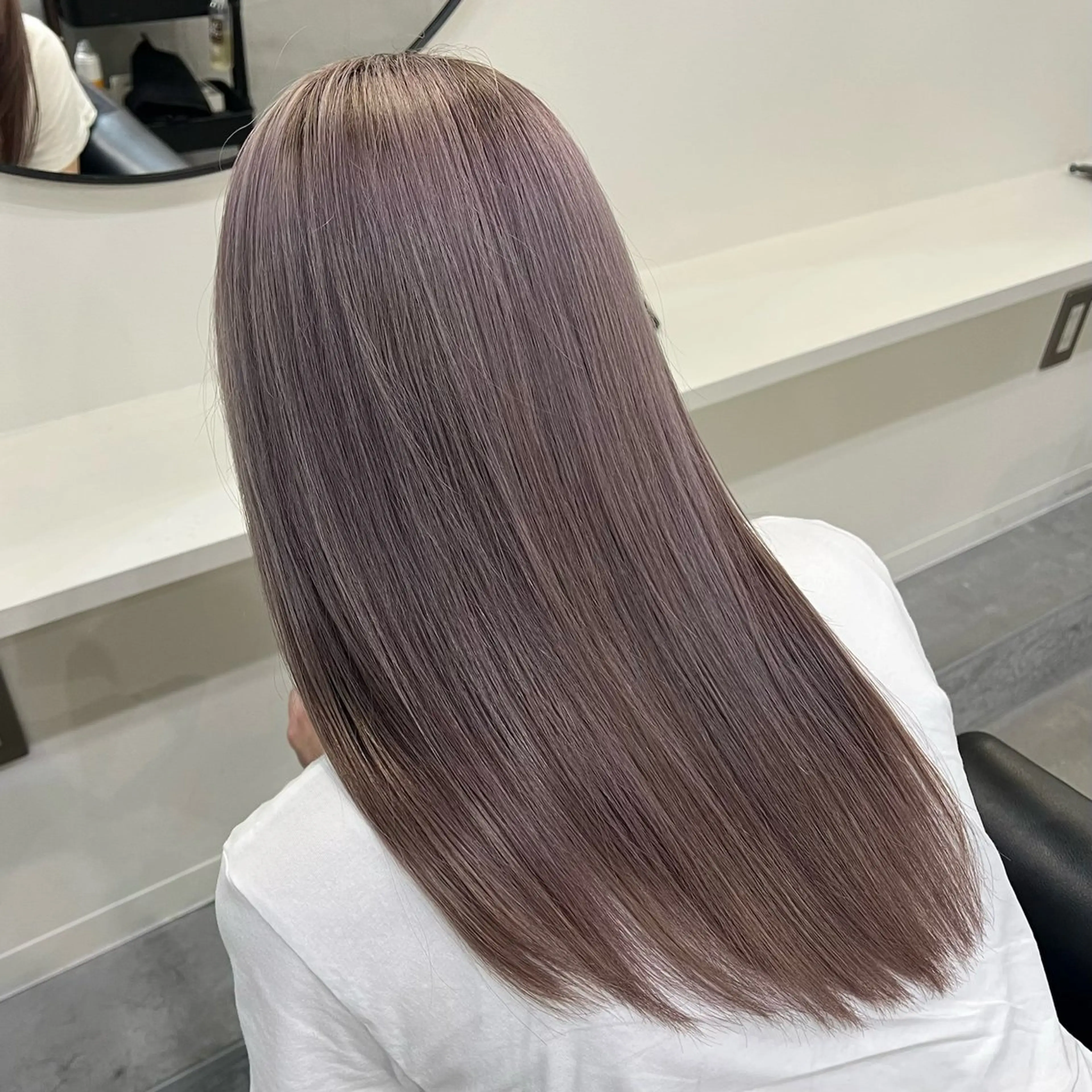 セミロング LA KING 👑 【ハーツ】艶髪のヘアスタイル