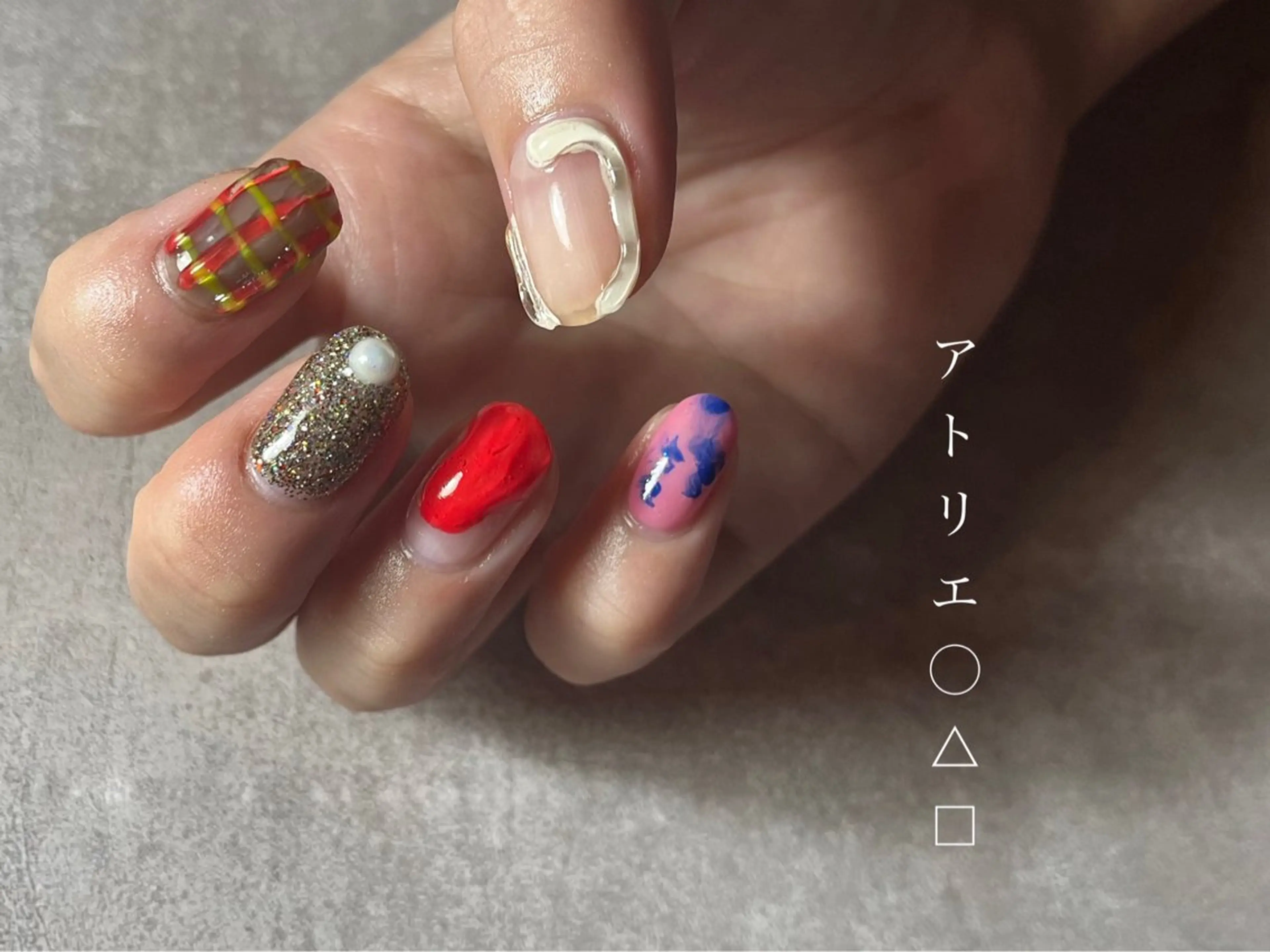 ネイル ハンドネイル アトリエ ○△□のネイルデザイン