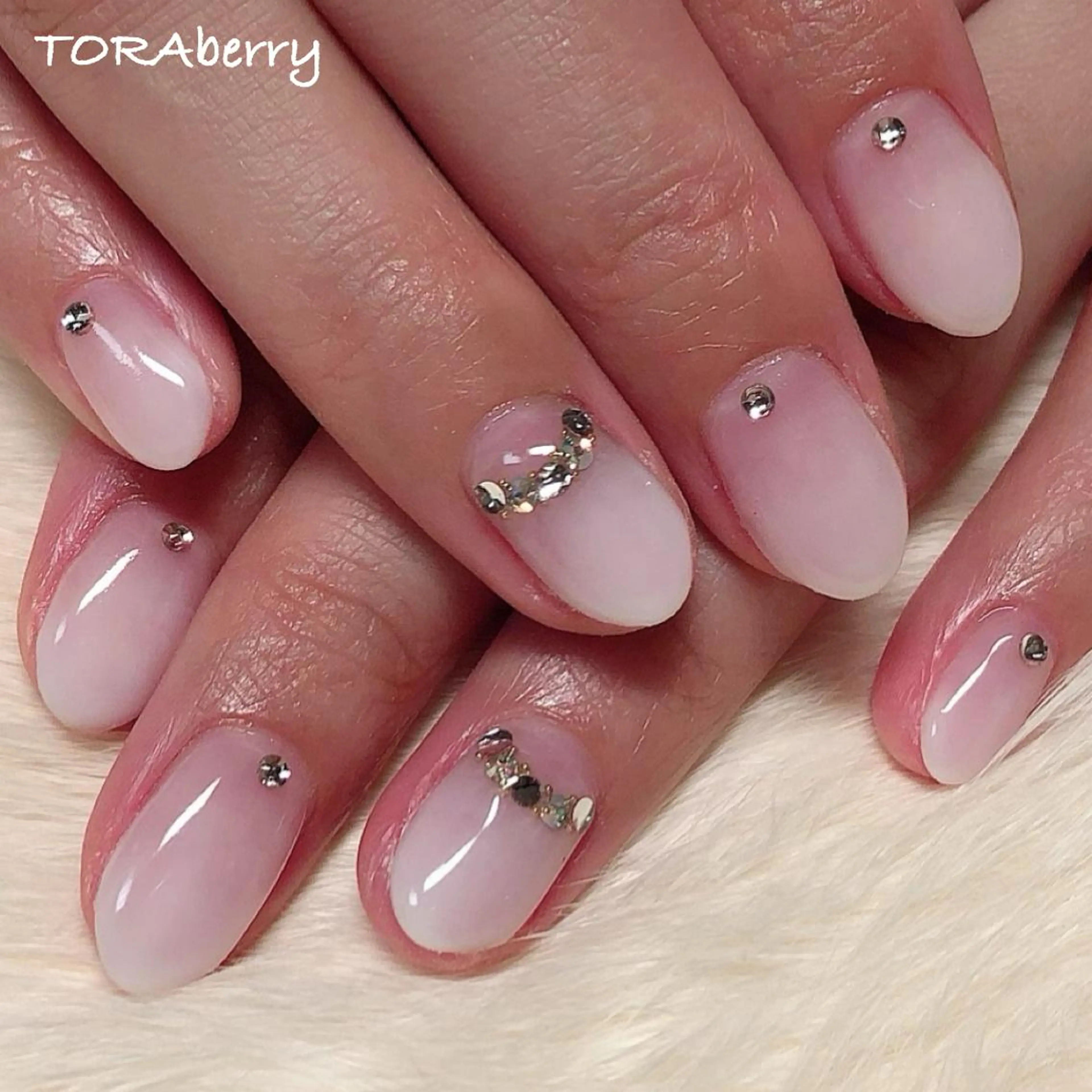 ネイル グラデーション ハンドネイル ネイリスト なつみのネイルデザイン