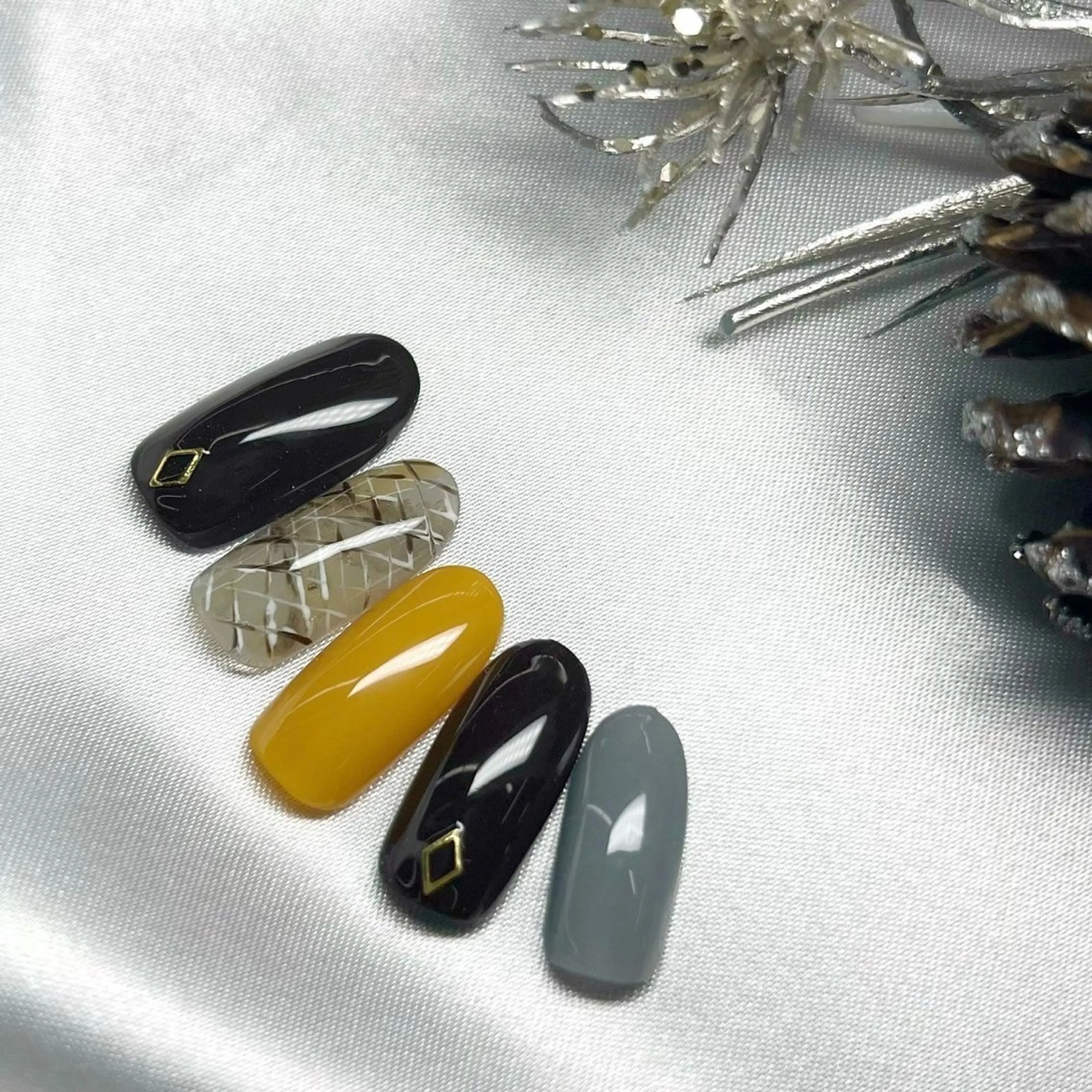 ネイル ⭐︎休業中の練習⭐︎ JNA認定講師髙橋のネイルデザイン