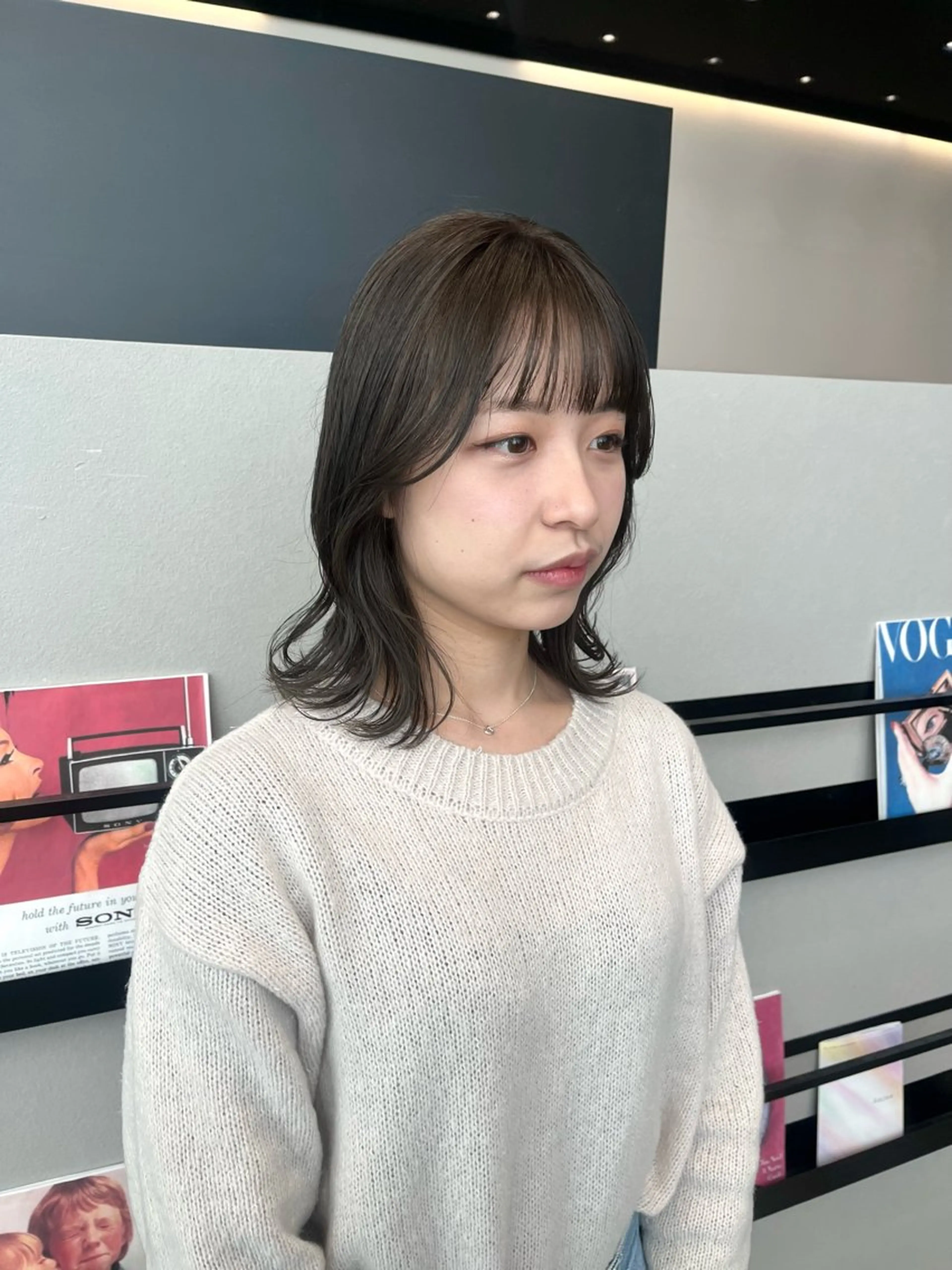 ミディアム カラー 透明感カラー グレージュ くびれヘア カット ヘアカラー 透明感カラー/ レイヤーkotonoのヘアスタイル