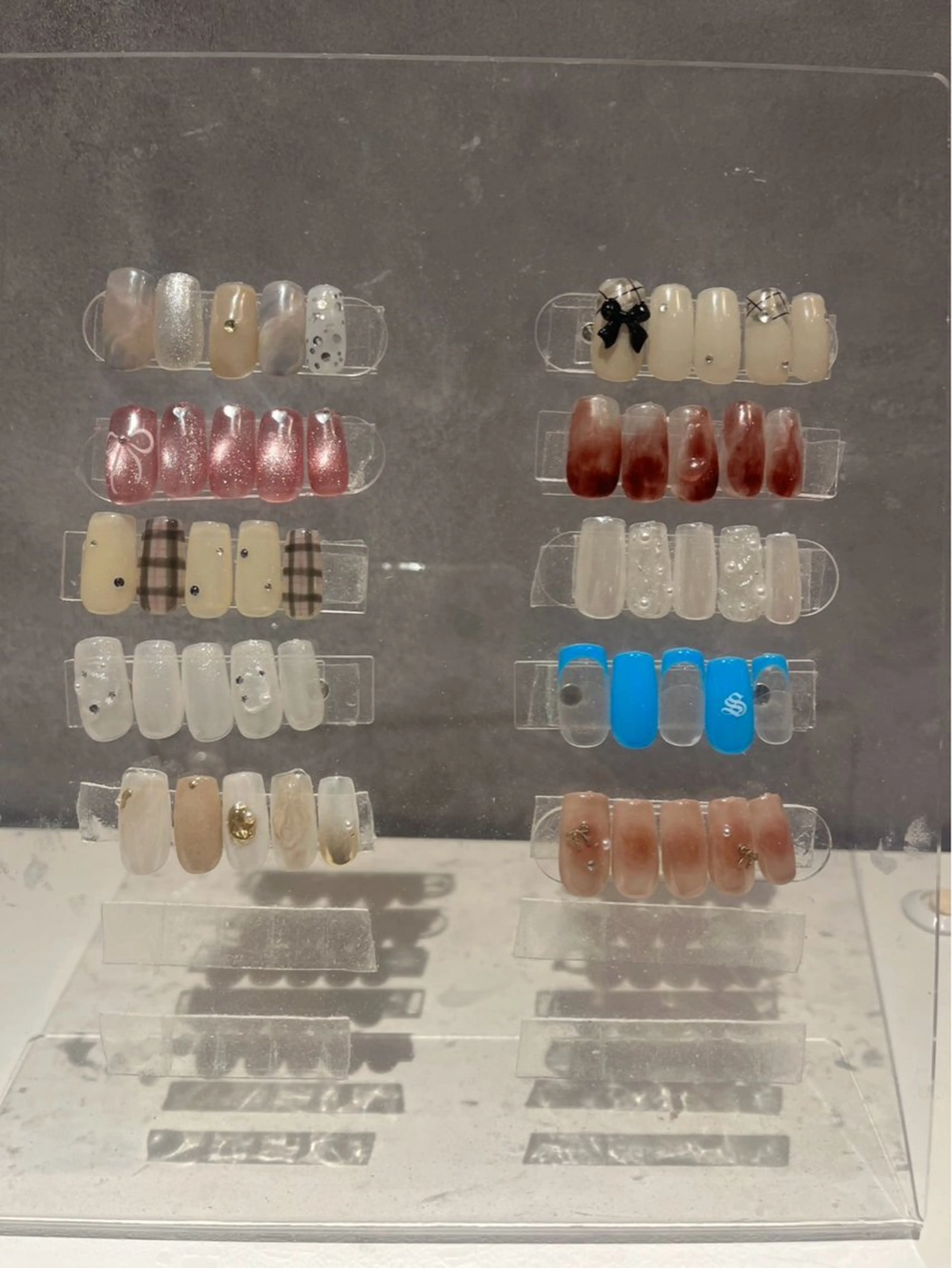 ネイル ハンドネイル 石川 萌香のネイルデザイン