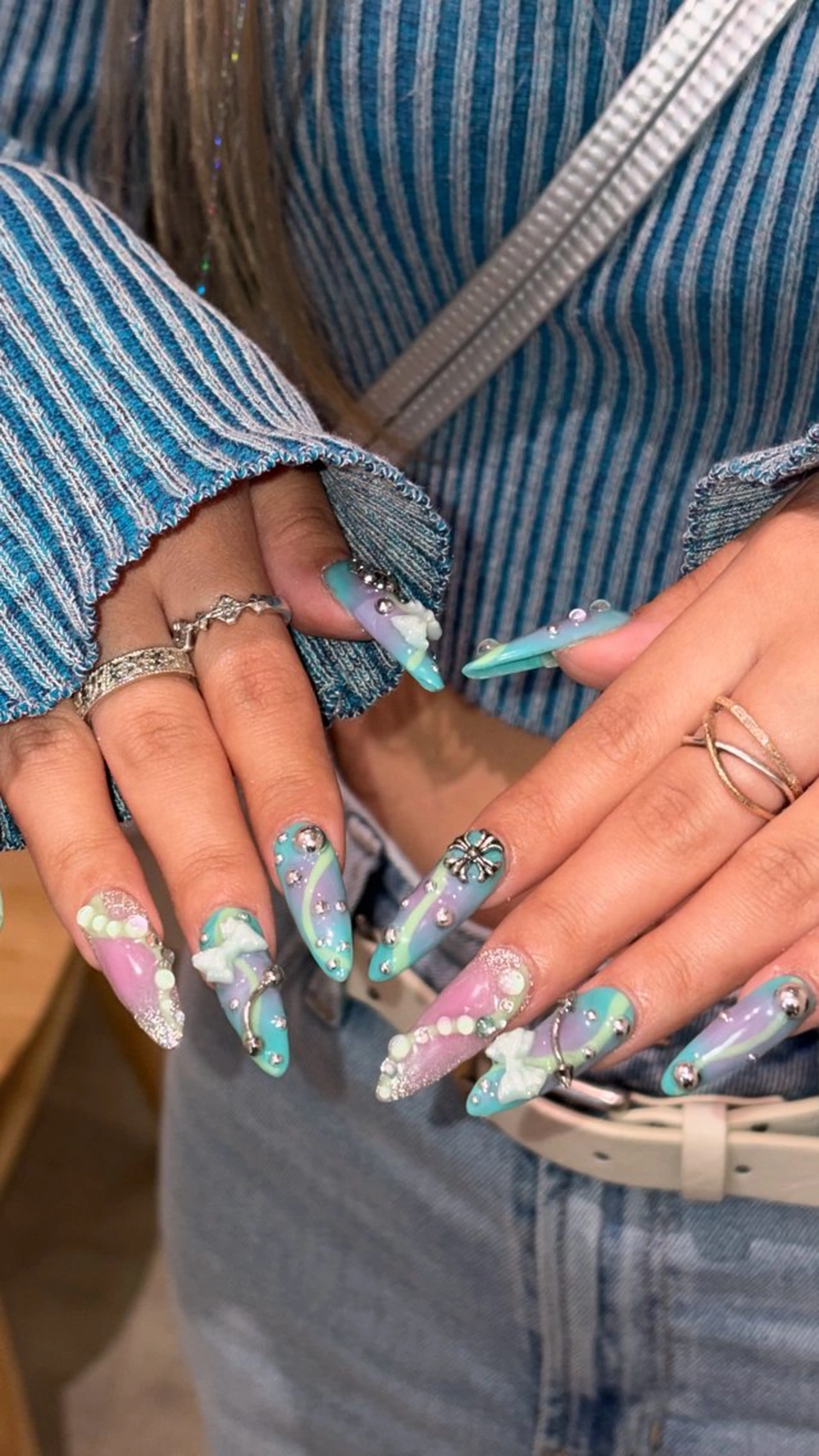 ネイル ハンドネイル 🐬Cxxu° Nail✝️のネイルデザイン