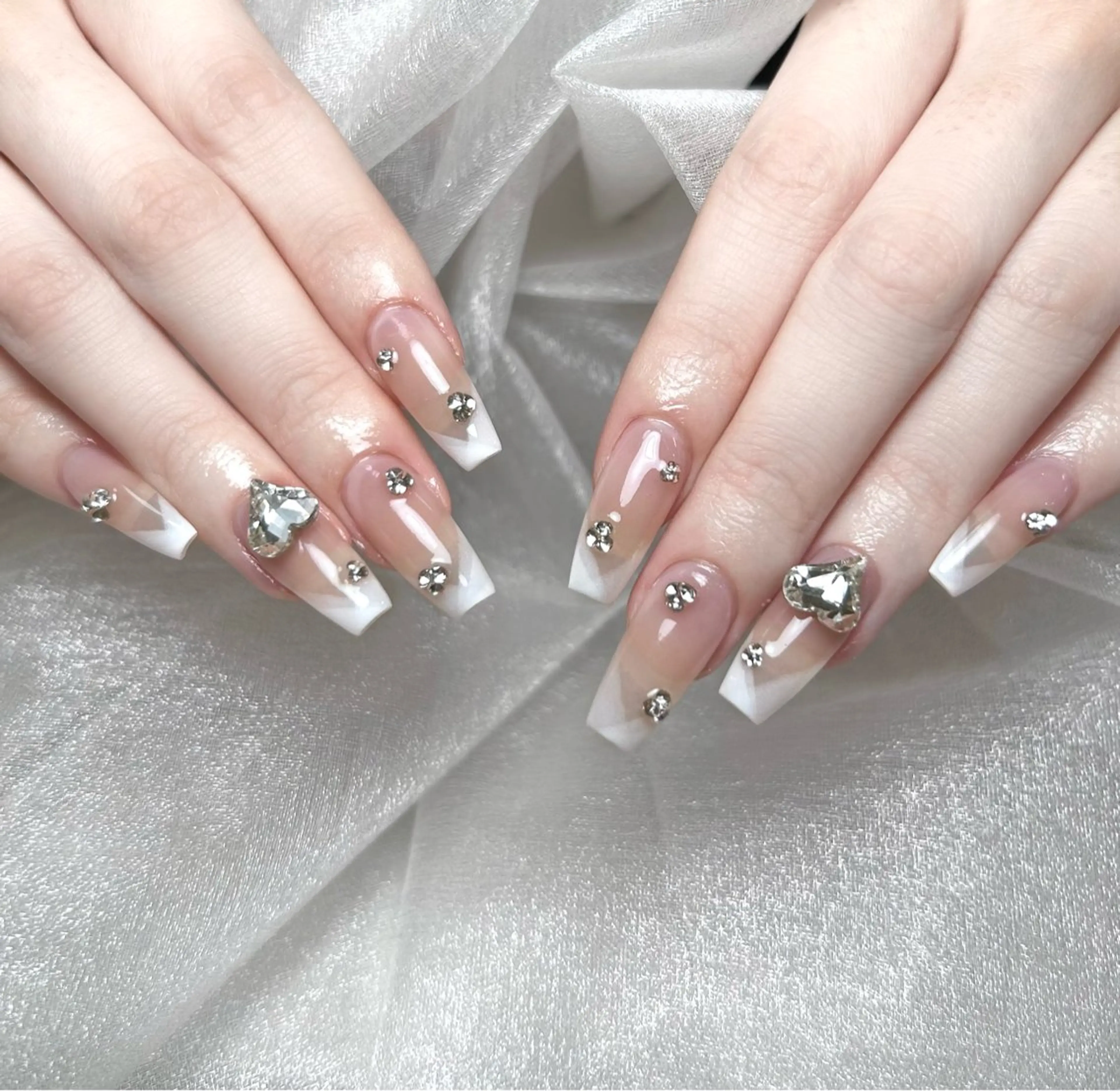 ネイル Maggie Nail🦩のネイルデザイン
