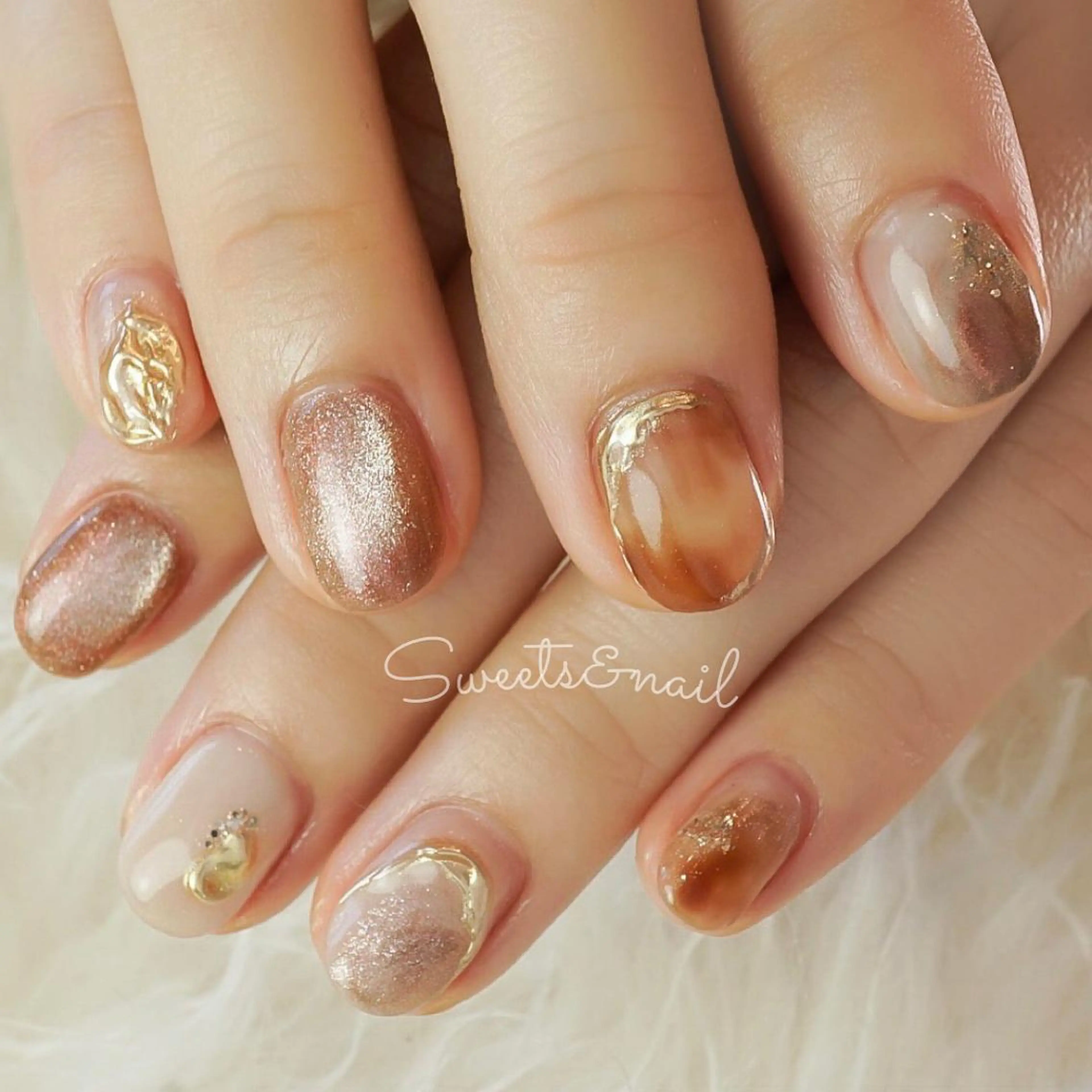 ネイル べっ甲ネイル マグネットネイル Sweets& nail みなこのネイルデザイン