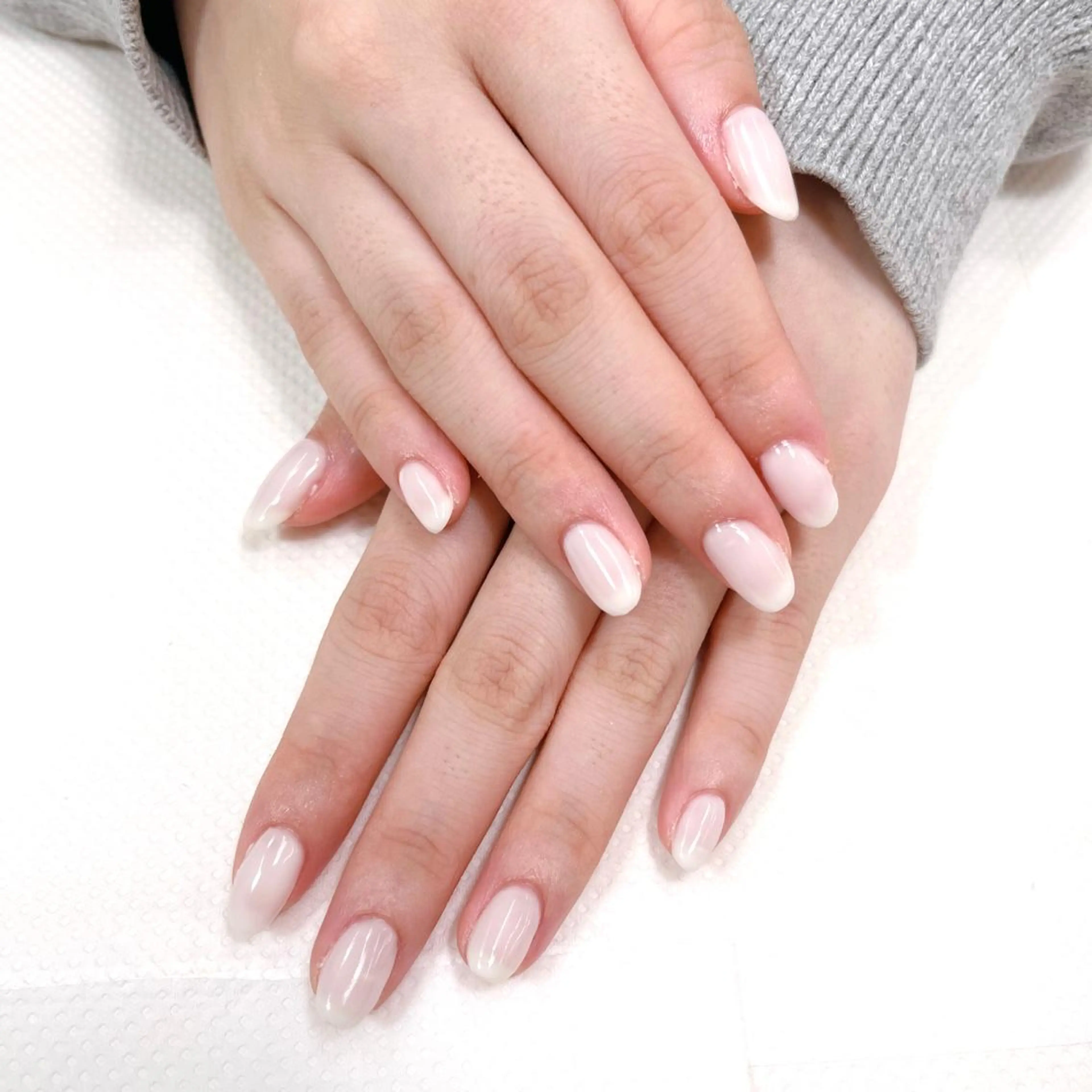 ネイル 氷ネイル・うるうるネイル ワンカラーネイル 【MAXKELLY】 AOYAMAのネイルデザイン