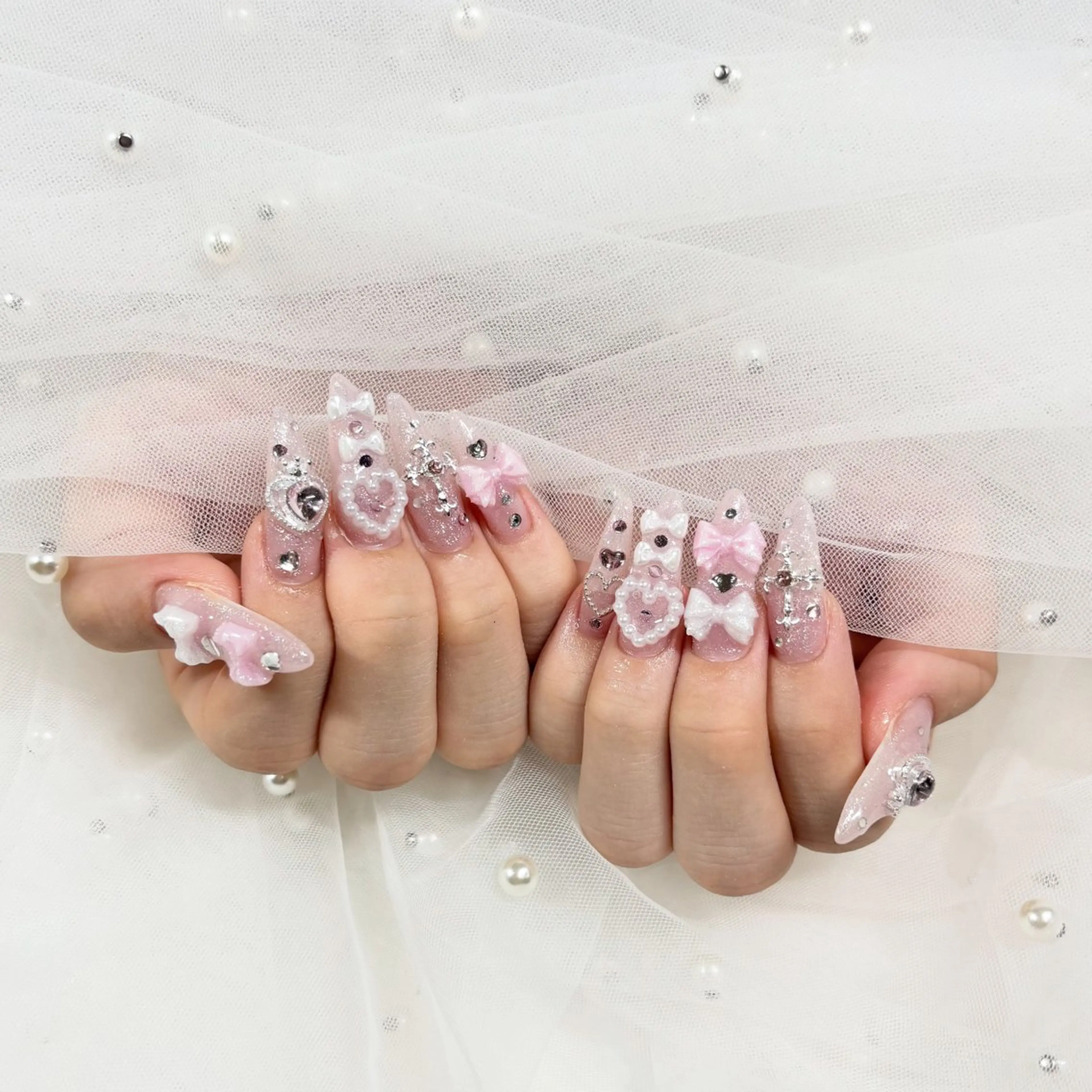 ネイル ハンドネイル ୨୧ mio୨୧のネイルデザイン