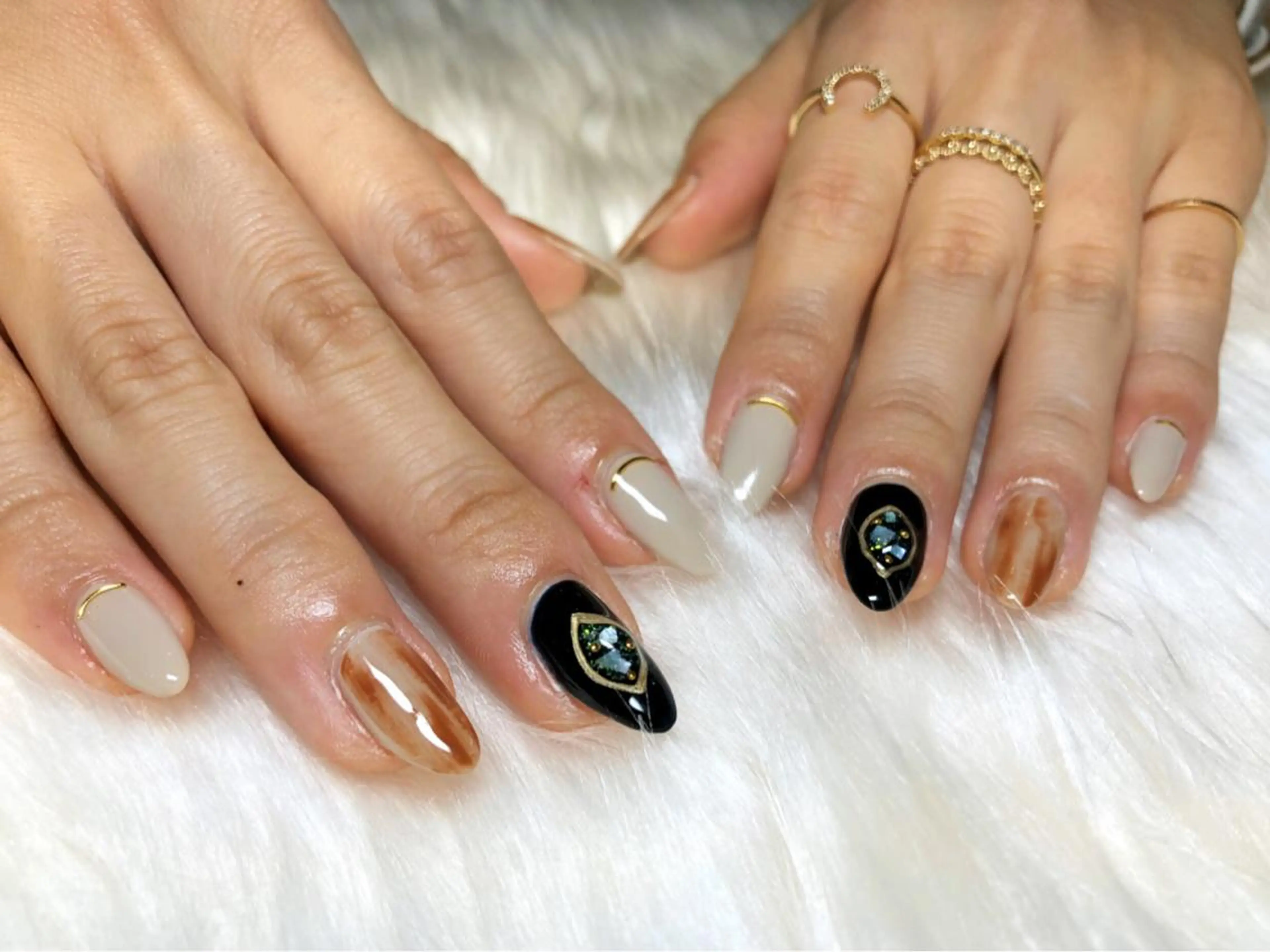 ネイル Li'leaNail AINAのネイルデザイン