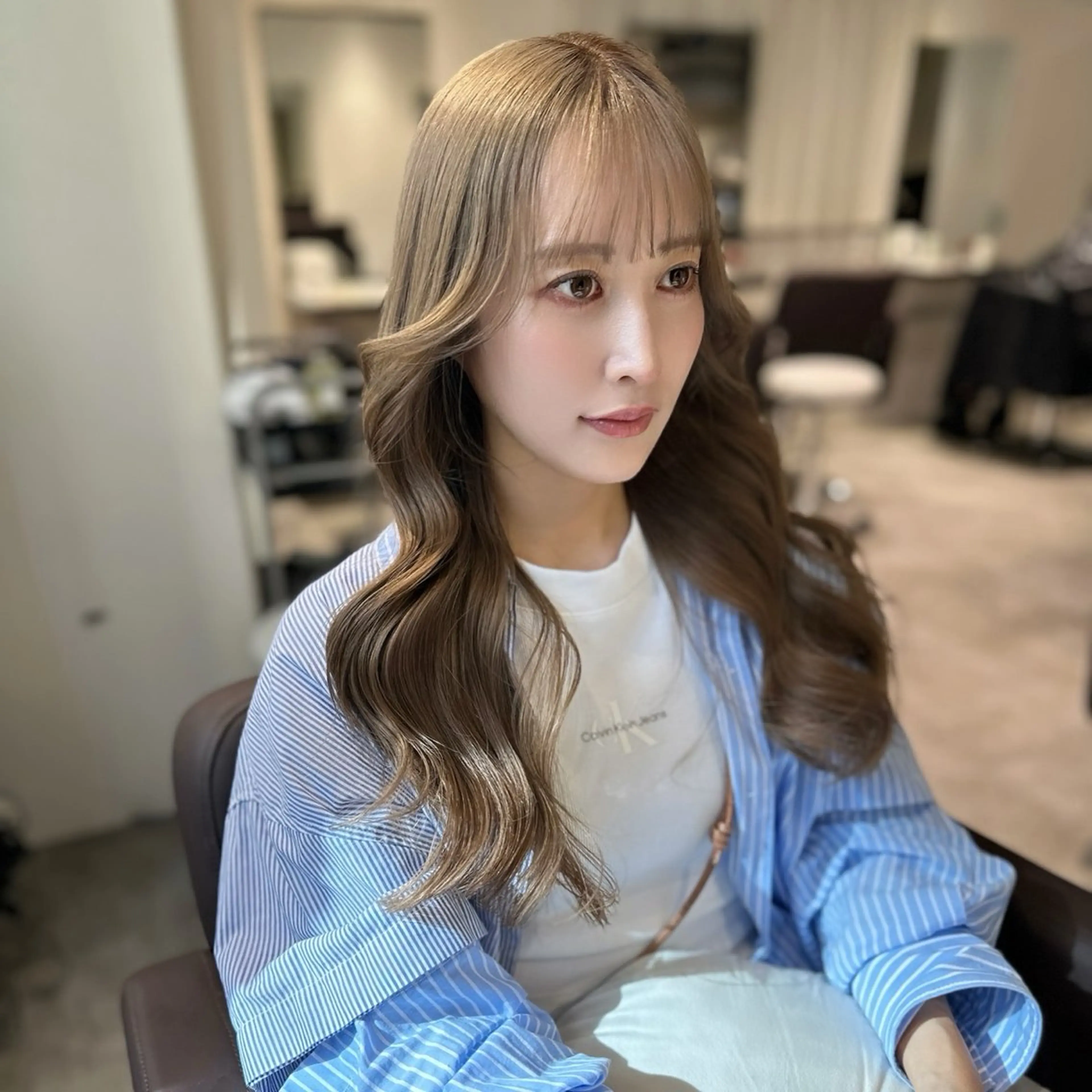 ロング カラー パーマ ヘアアレンジ ブリーチ ケアブリーチ ダブルカラー ハイライトカラー インナーカラー カット ヘアカラー トリートメント 髪質改善/レイヤー 縮毛矯正/ケラチン耀のヘアスタイル