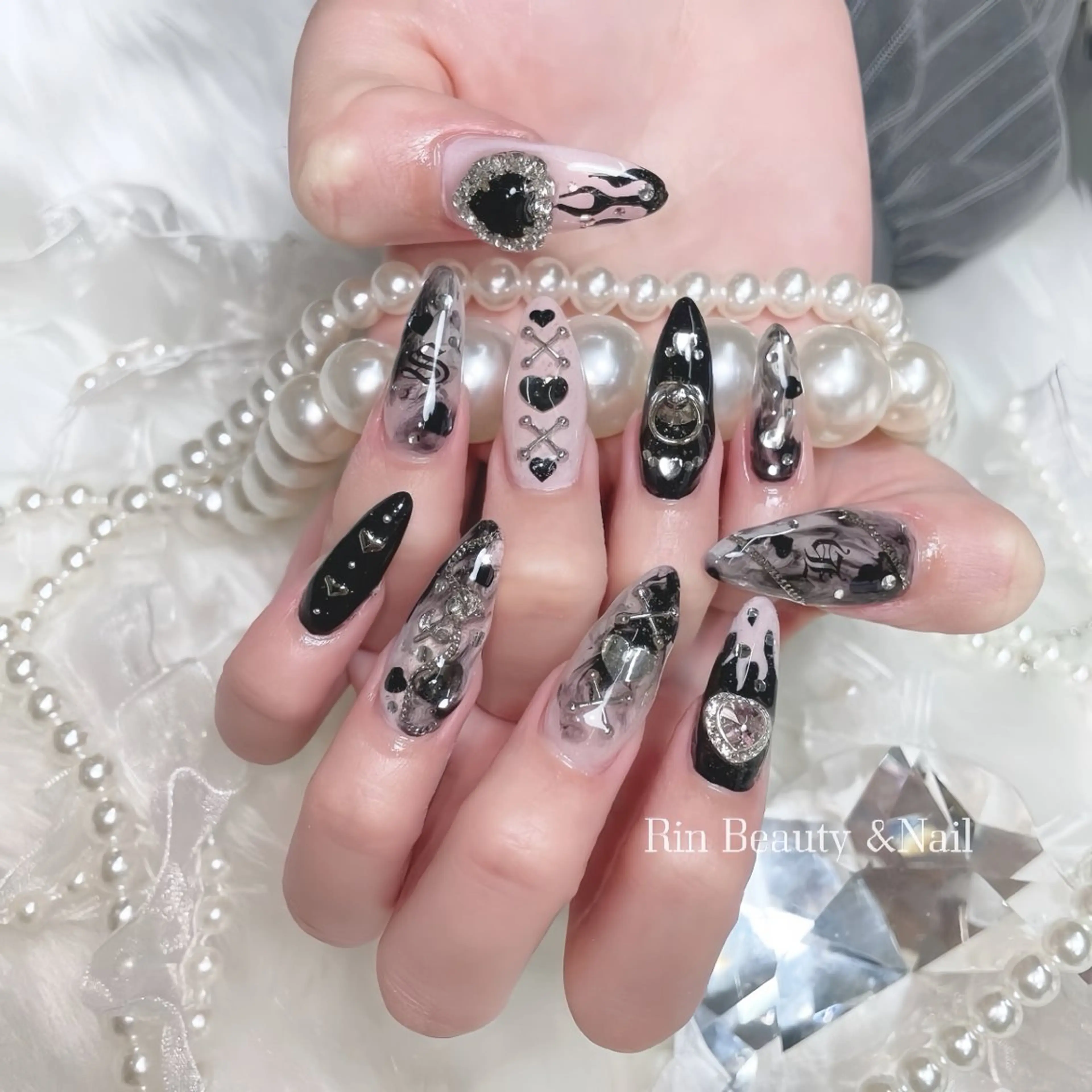 ネイル アートネイル フレンチネイル ジェルネイル 韓国ネイル ミラーネイル Rin Nail 新大久保店のネイルデザイン