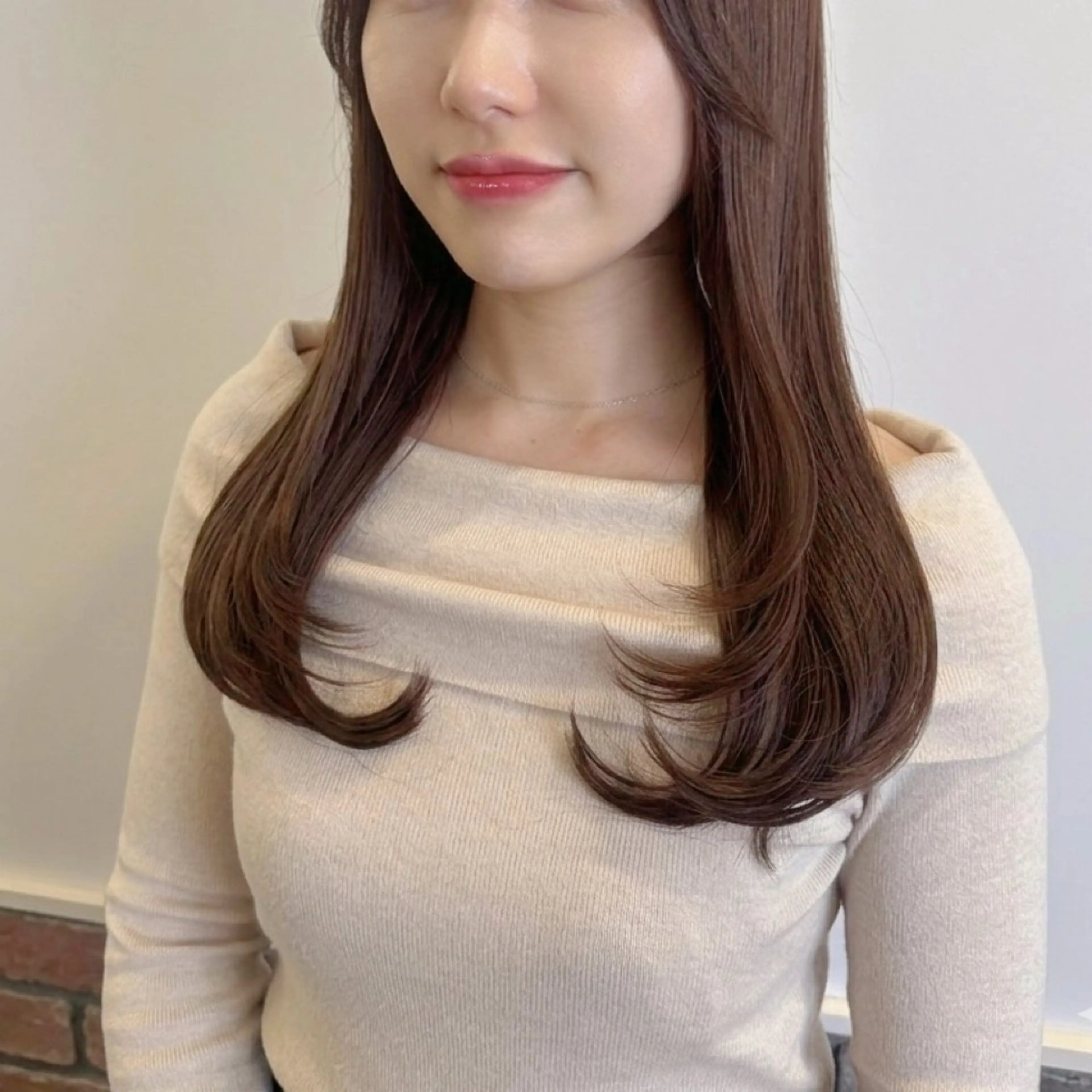 ロング 顔まわりレイヤー 顔周りカット ハイライト 韓国風ヘア レイヤーカット カット ヘアカラー 棚橋 光海のヘアスタイル