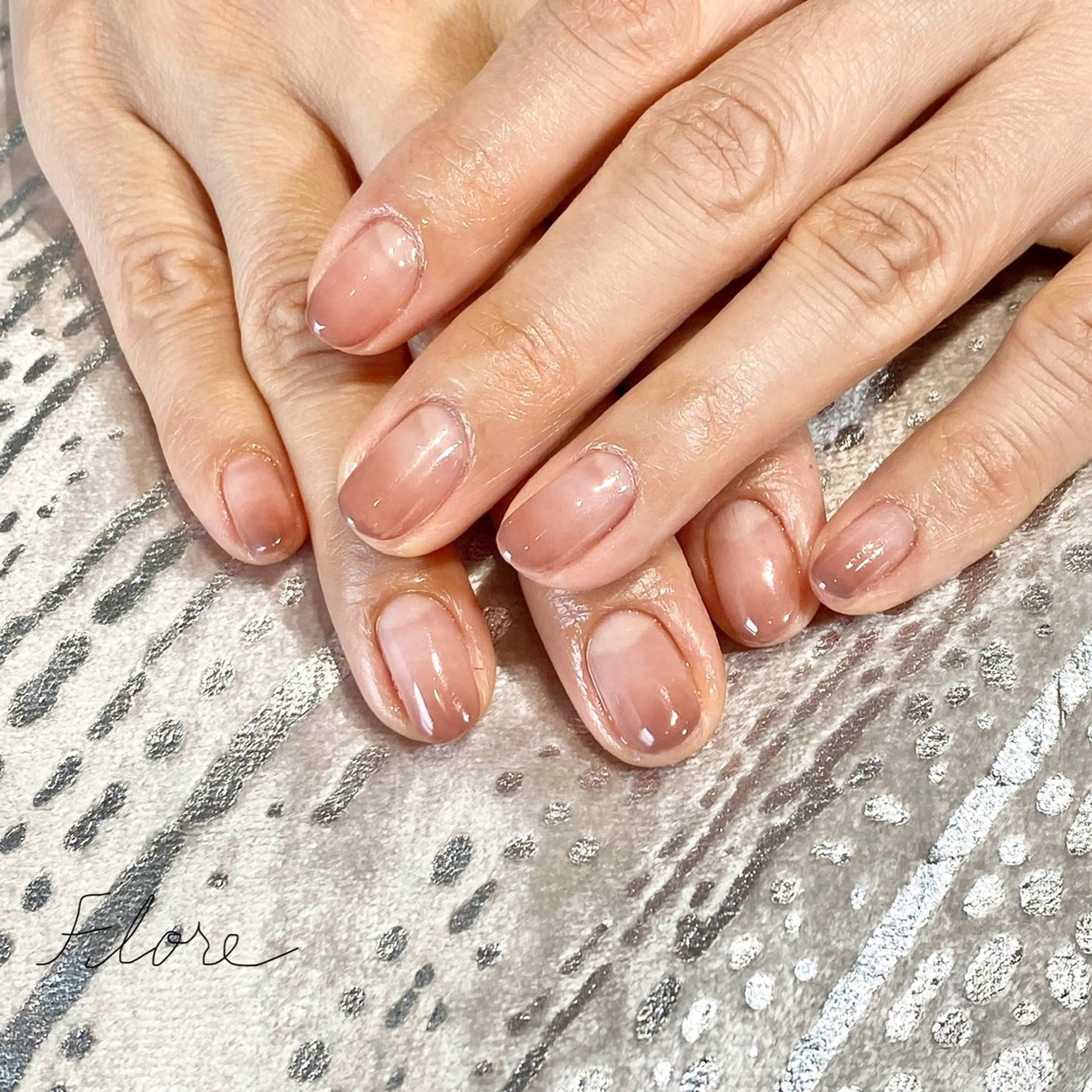 ネイル Flore (フロール)の眉毛・アイブロウイメージ