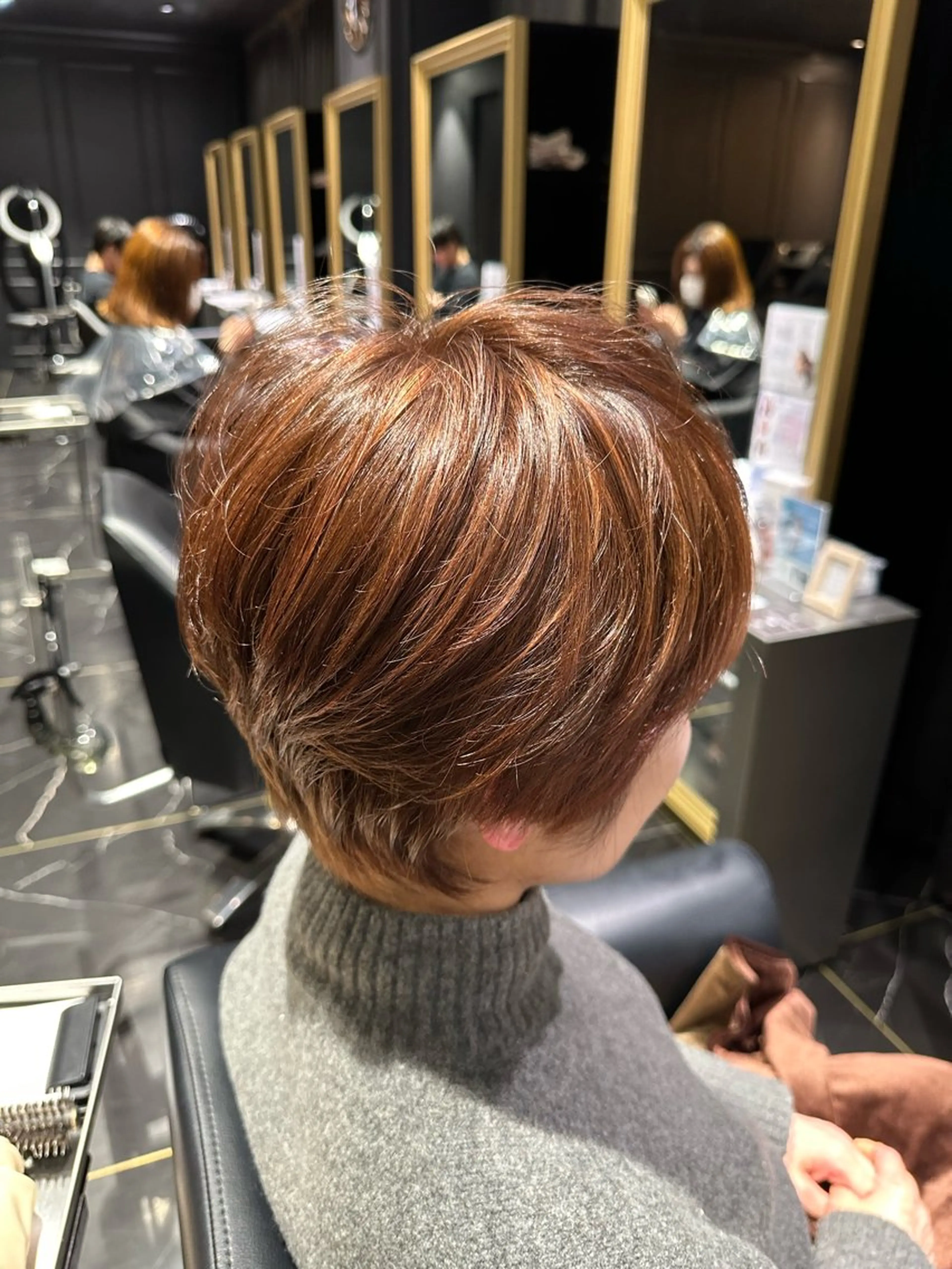 ショート ハイライト カット ヘアカラー トリートメント ボブスタイル/ 透明感カラー/八幡のヘアスタイル