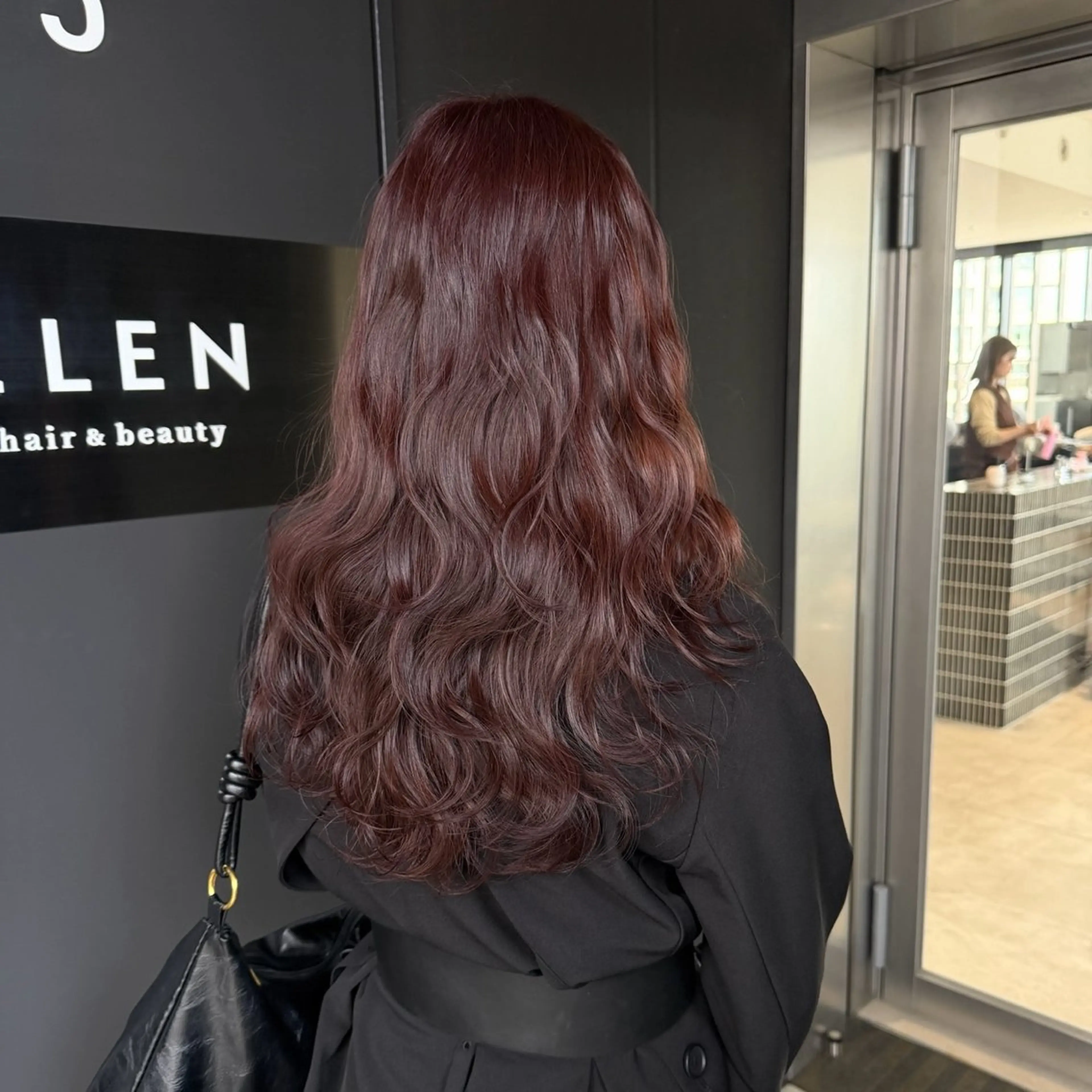 カラー ヘアカラー nanami ￤髪質改善￤レイヤーのヘアスタイル