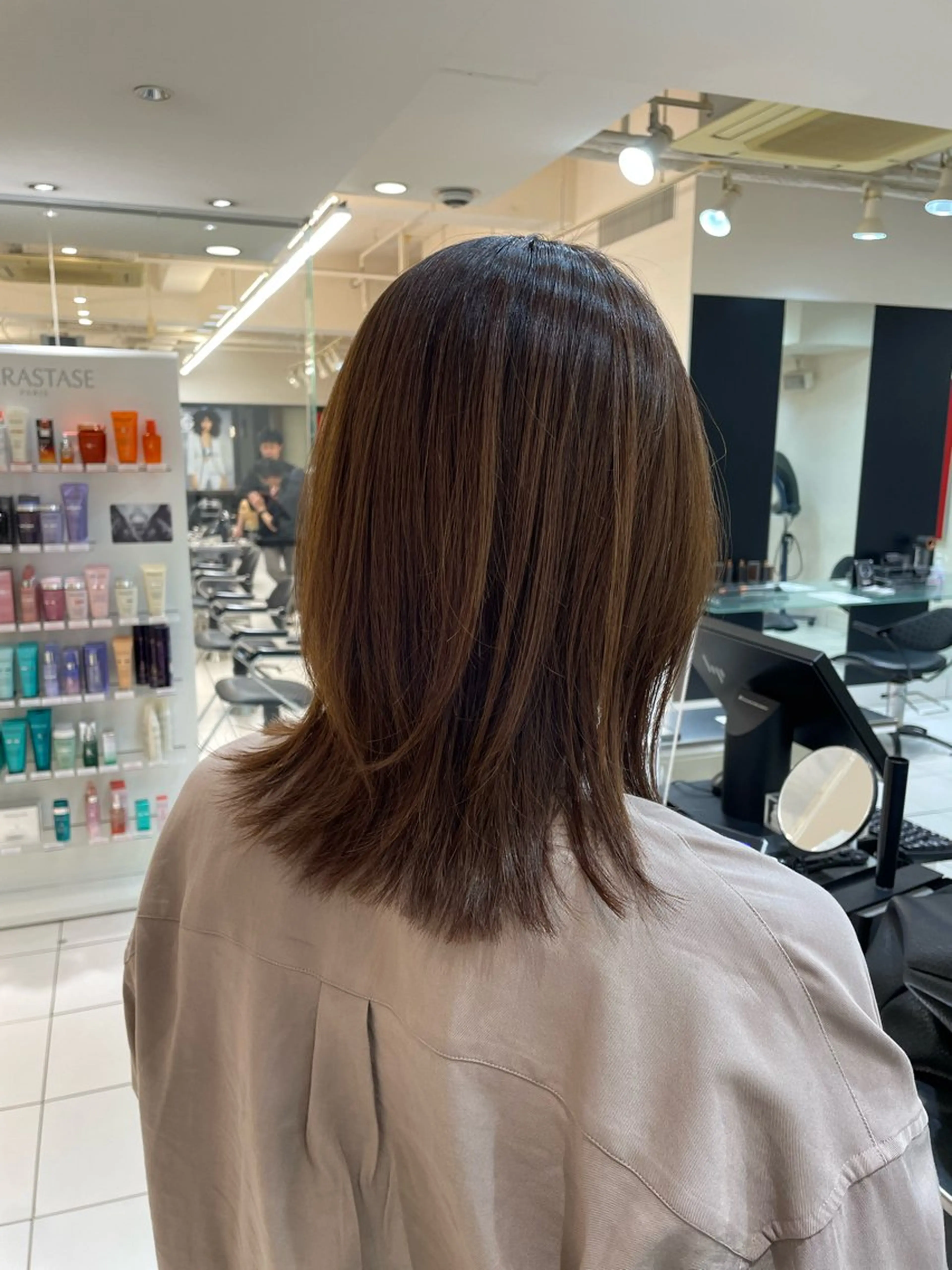 ミディアム カット ヘアカラー トリートメント 大山 真衣のヘアスタイル