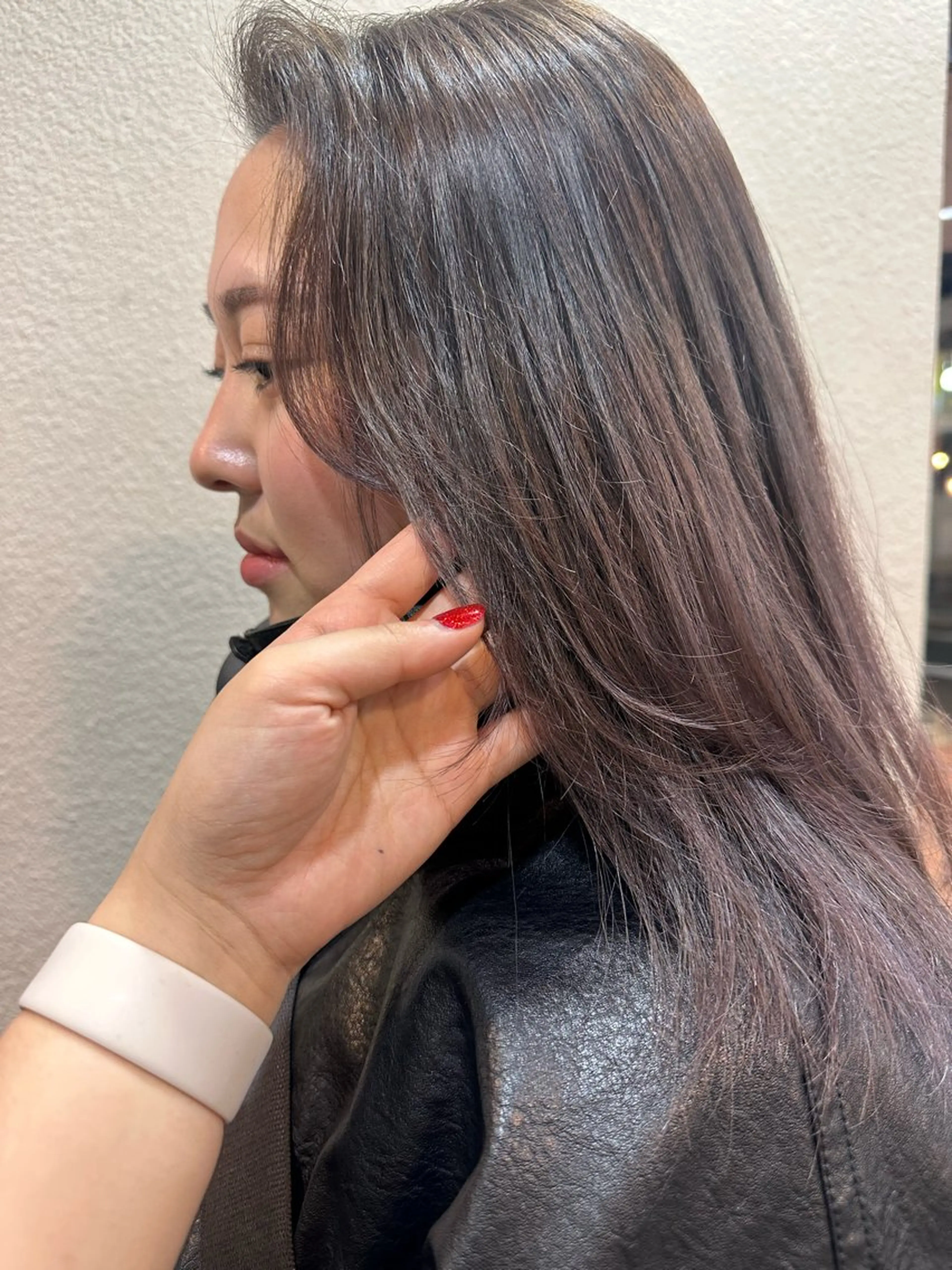 セミロング カラー カーリーパーマ/ 透明ｶﾗｰ/MIKUのヘアスタイル