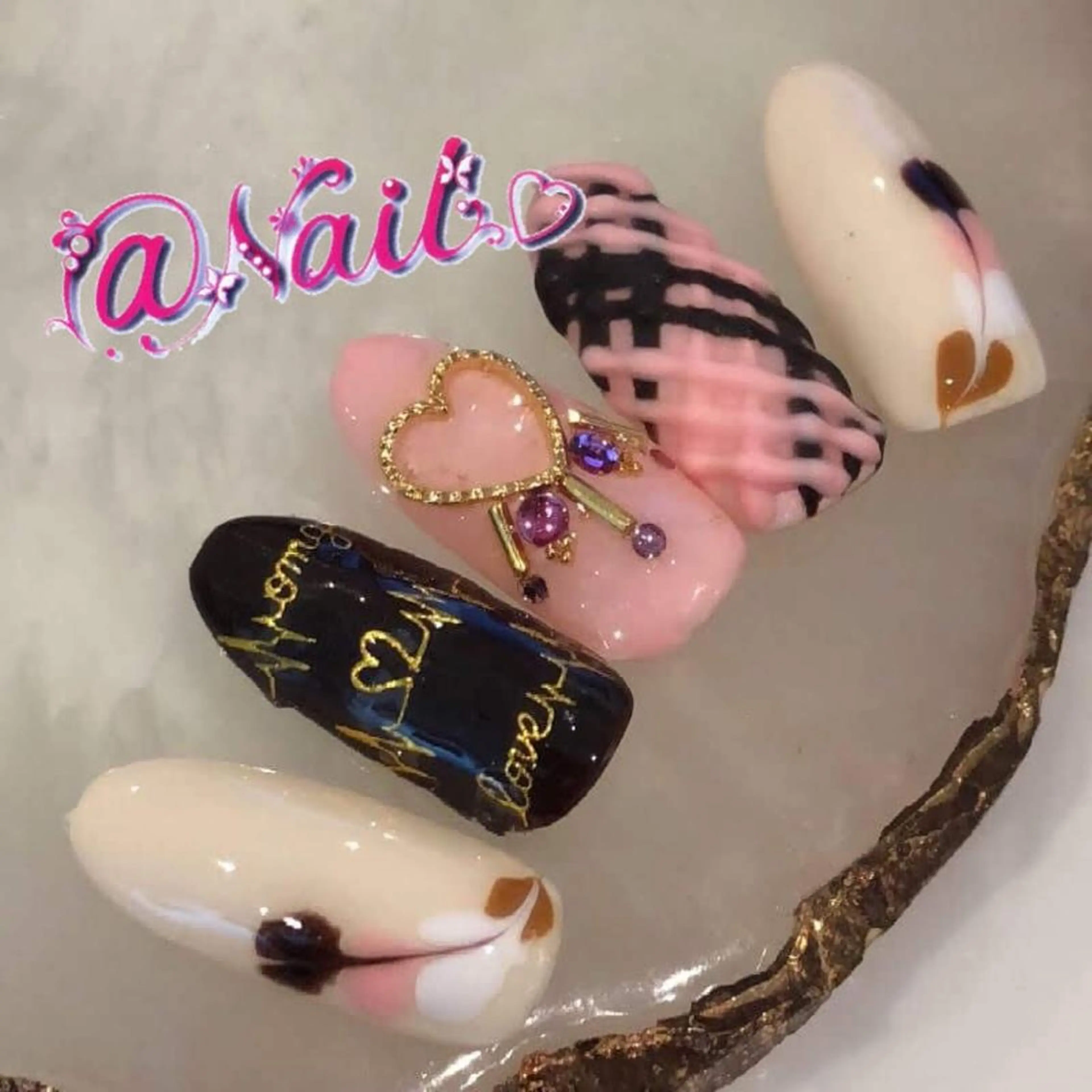 ネイル ネイルチップ 小尾 栞のネイルデザイン