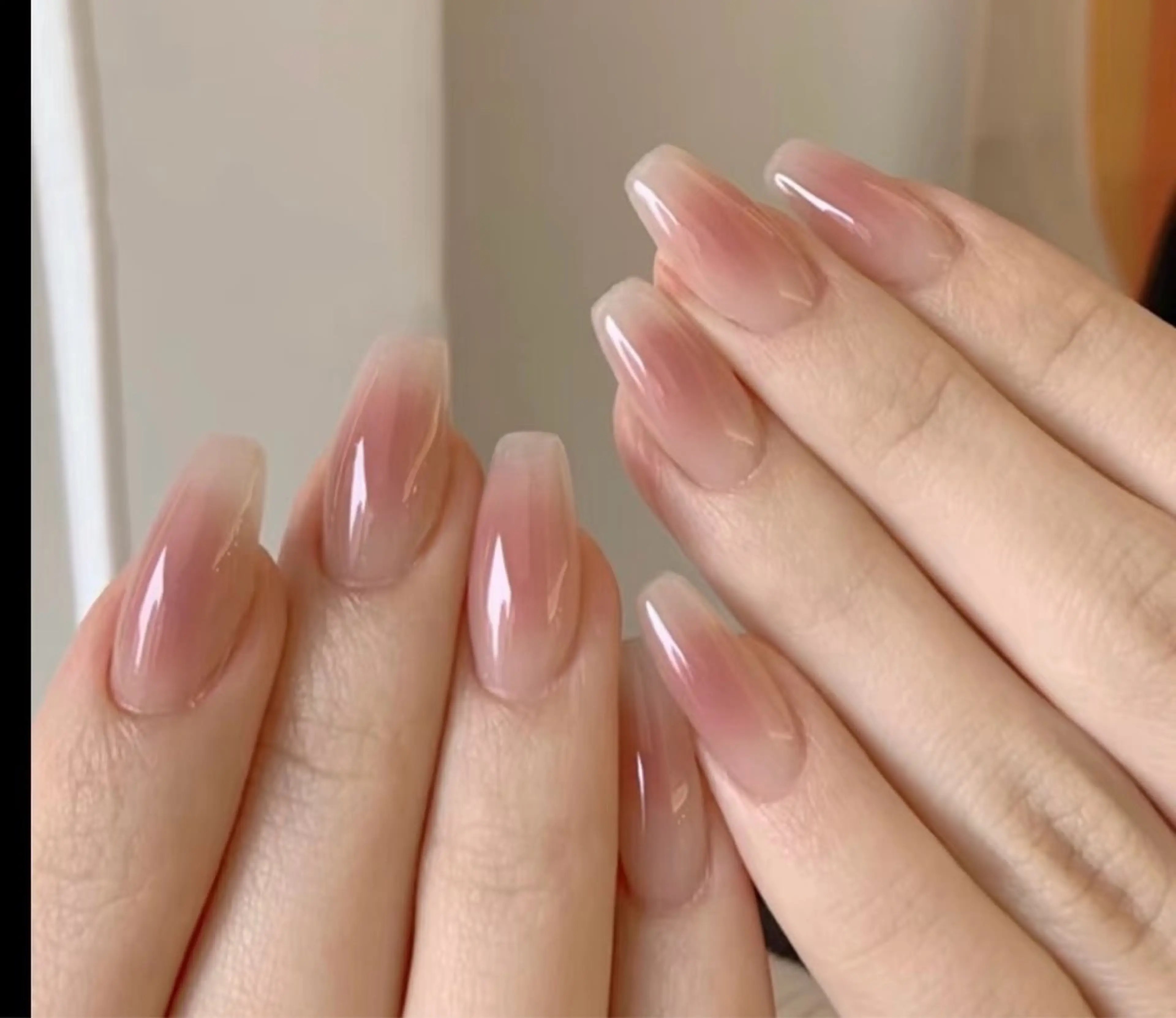 自爪チークネイルの写真