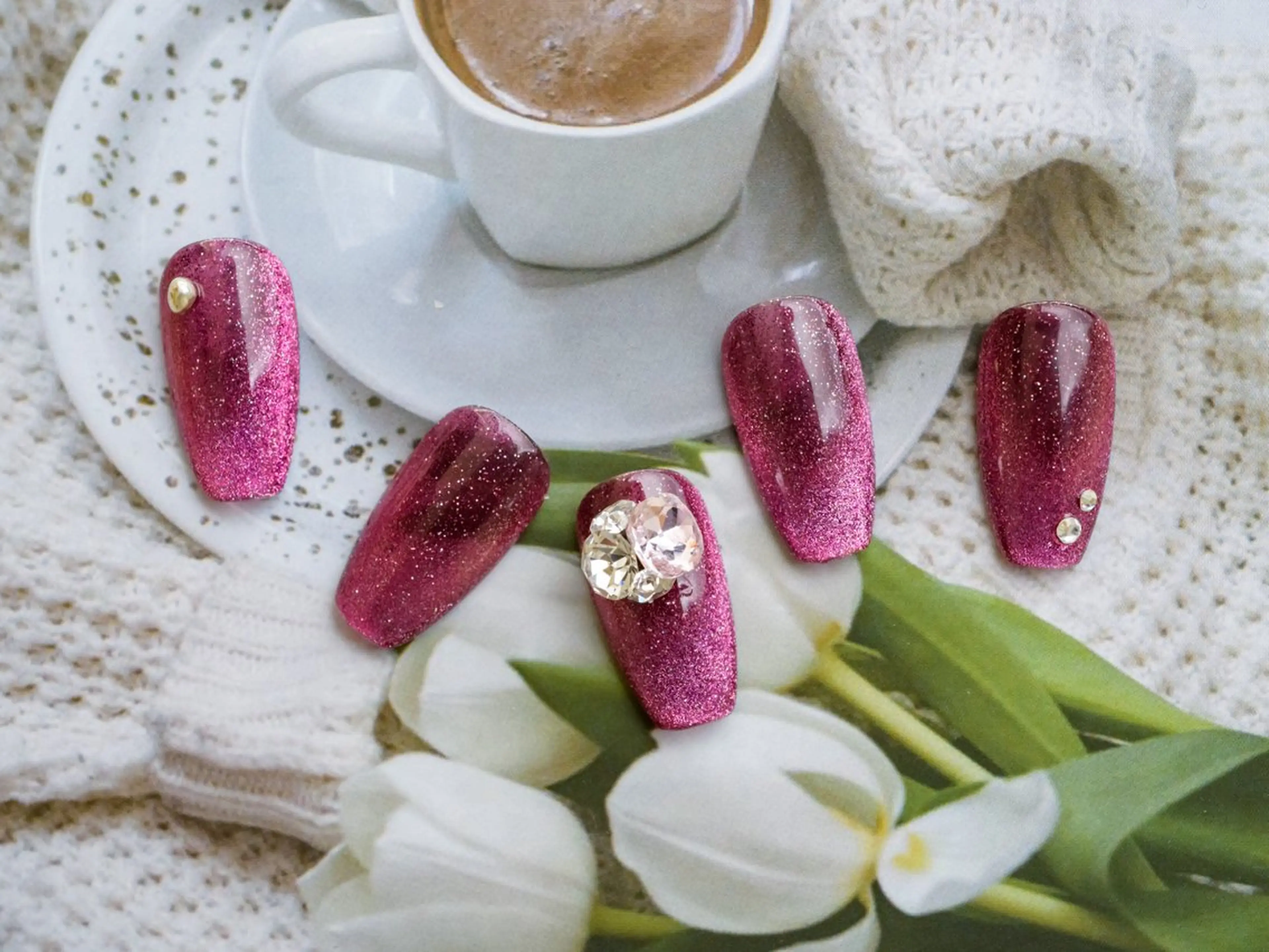 ネイル マグネットネイル ToliyDeliy ネイルサロンのネイルデザイン