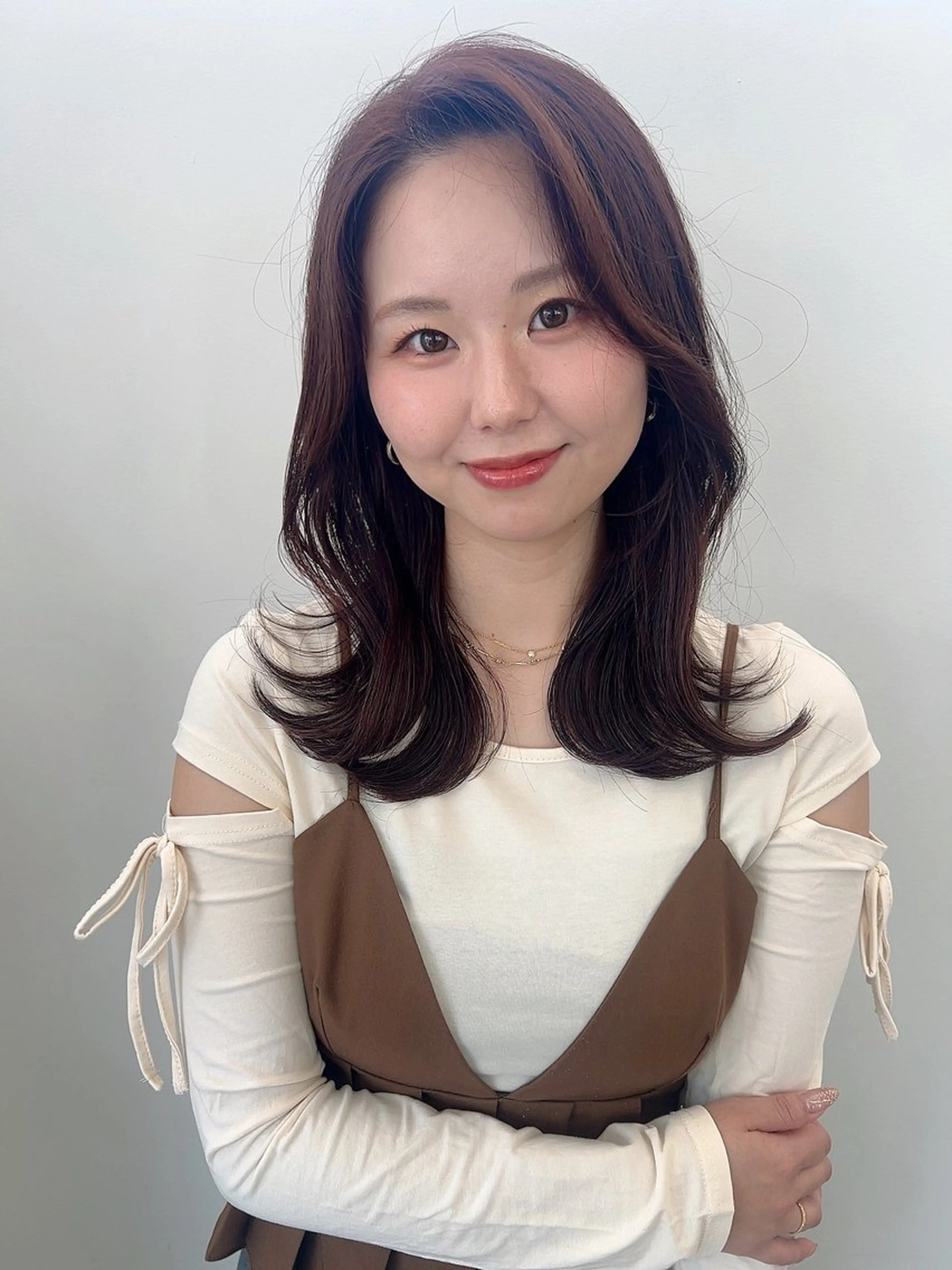 セミロング レイヤーカット カット ヘアカラー トリートメント vince. moekoのヘアスタイル
