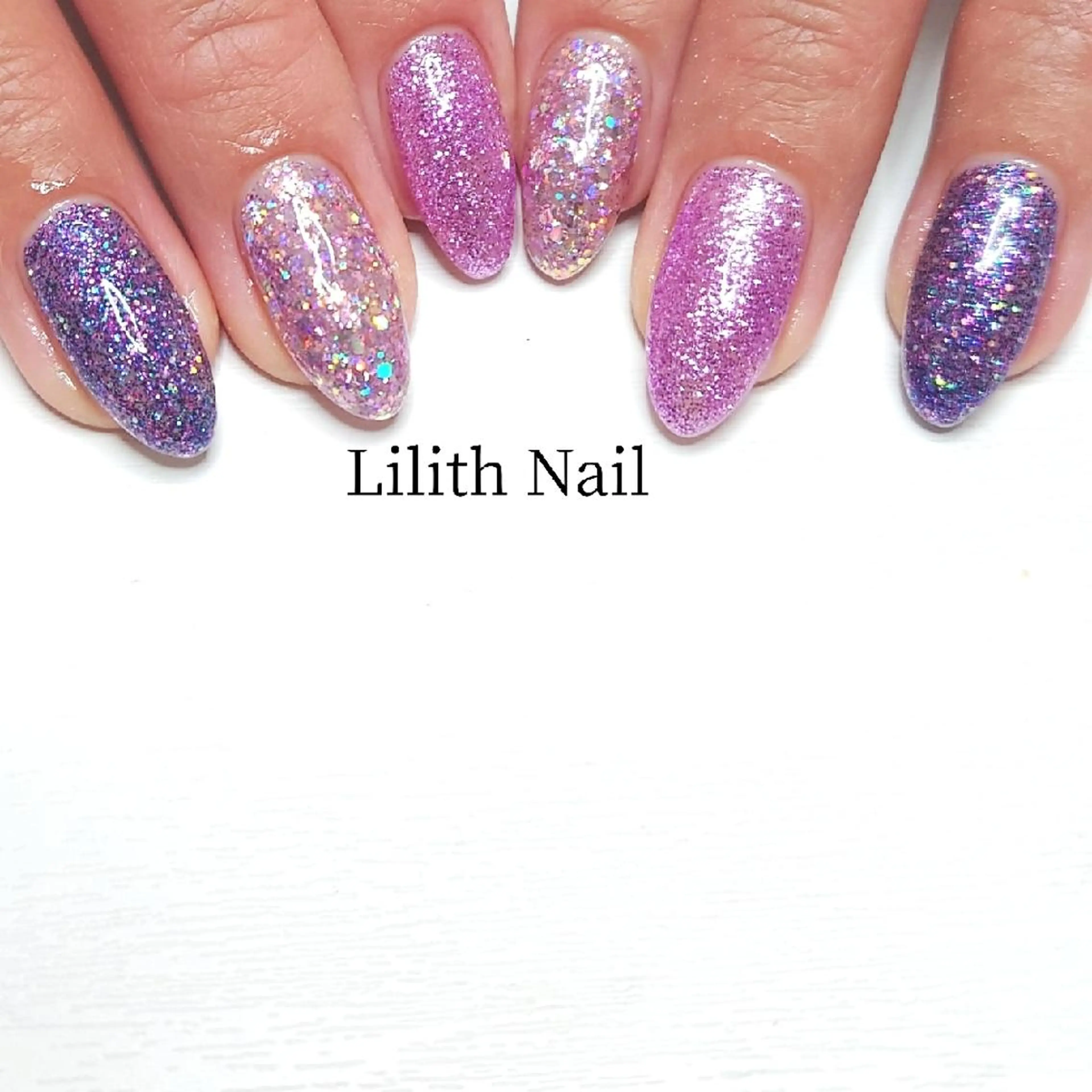 ネイル ラメ(グリッター) ハンドネイル Lilith Nailのネイルデザイン