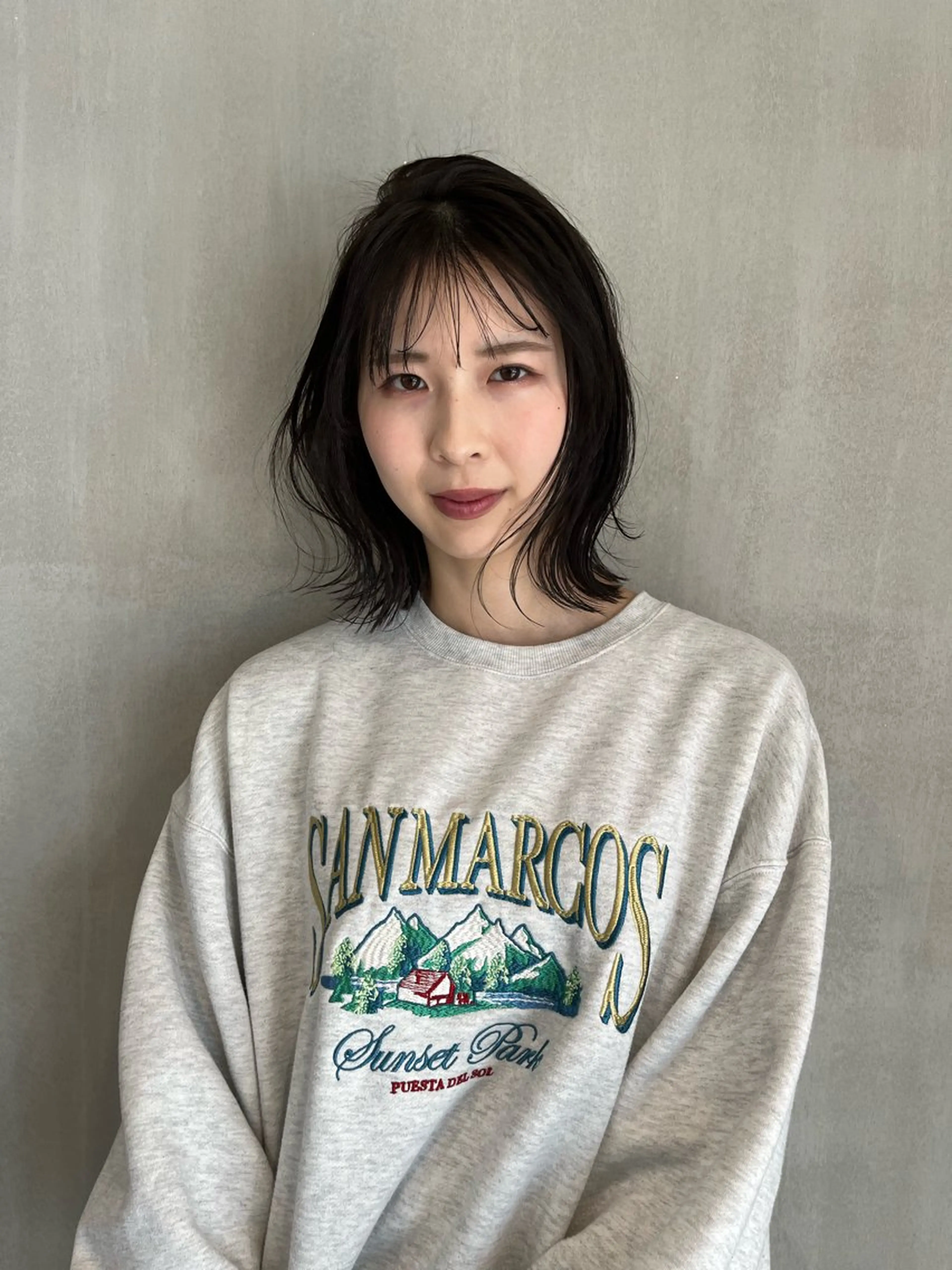 ミディアム L'Atelier MIAYAのヘアスタイル