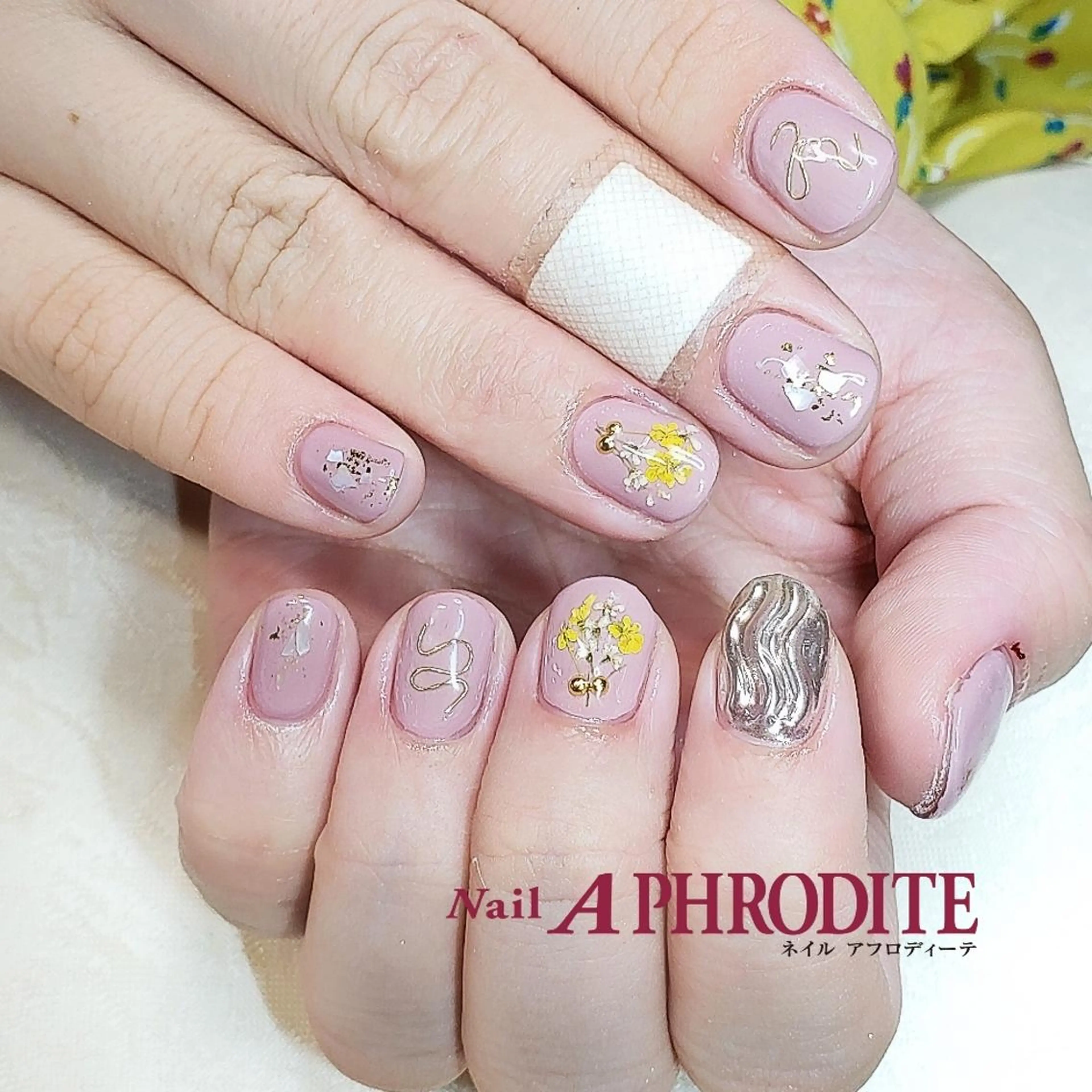 ネイル Nail  Aphroditeのネイルデザイン