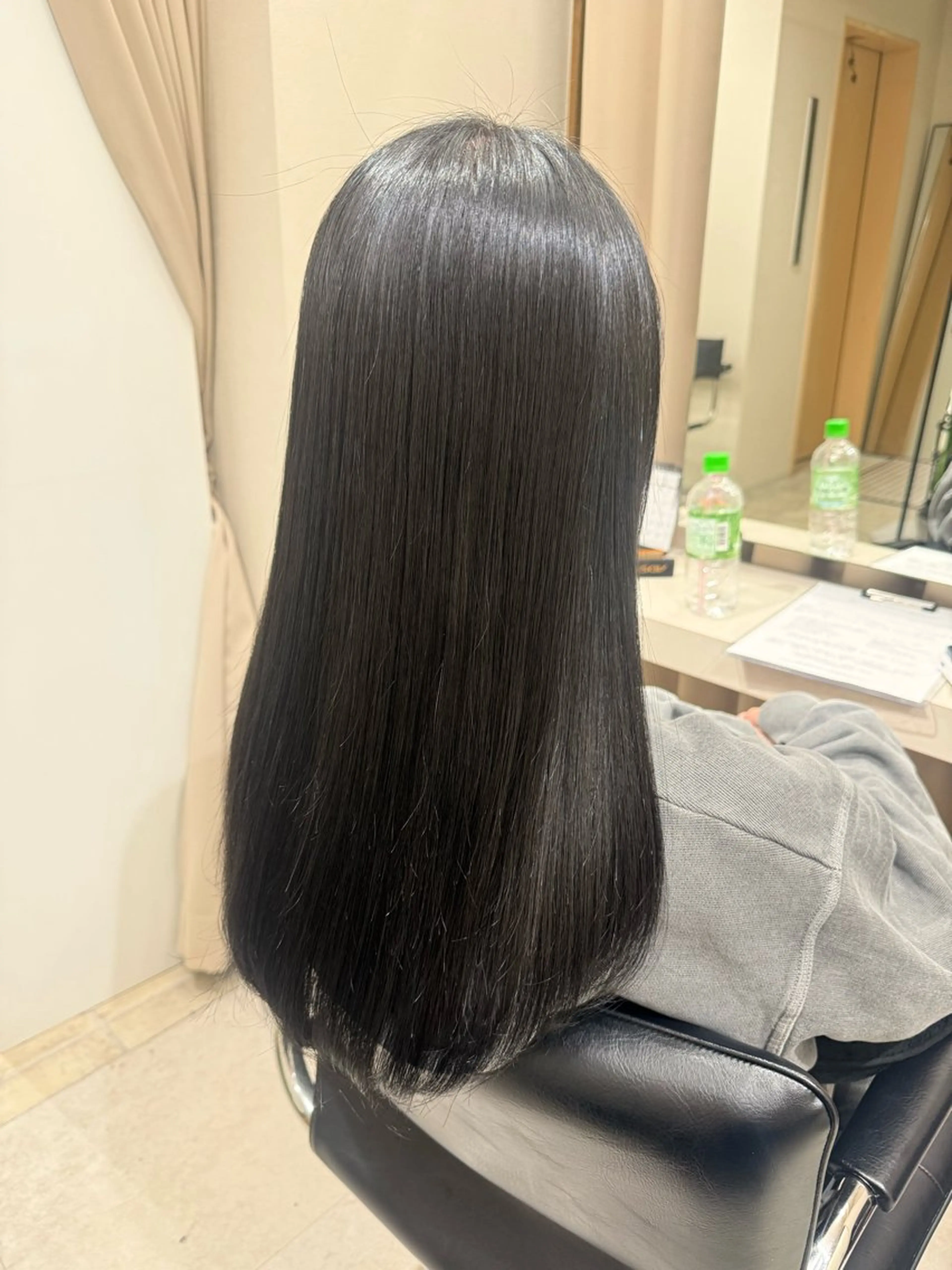 カラー パーマ カット ヘアカラー 縮毛矯正 haru 髪質改善サロンのヘアスタイル