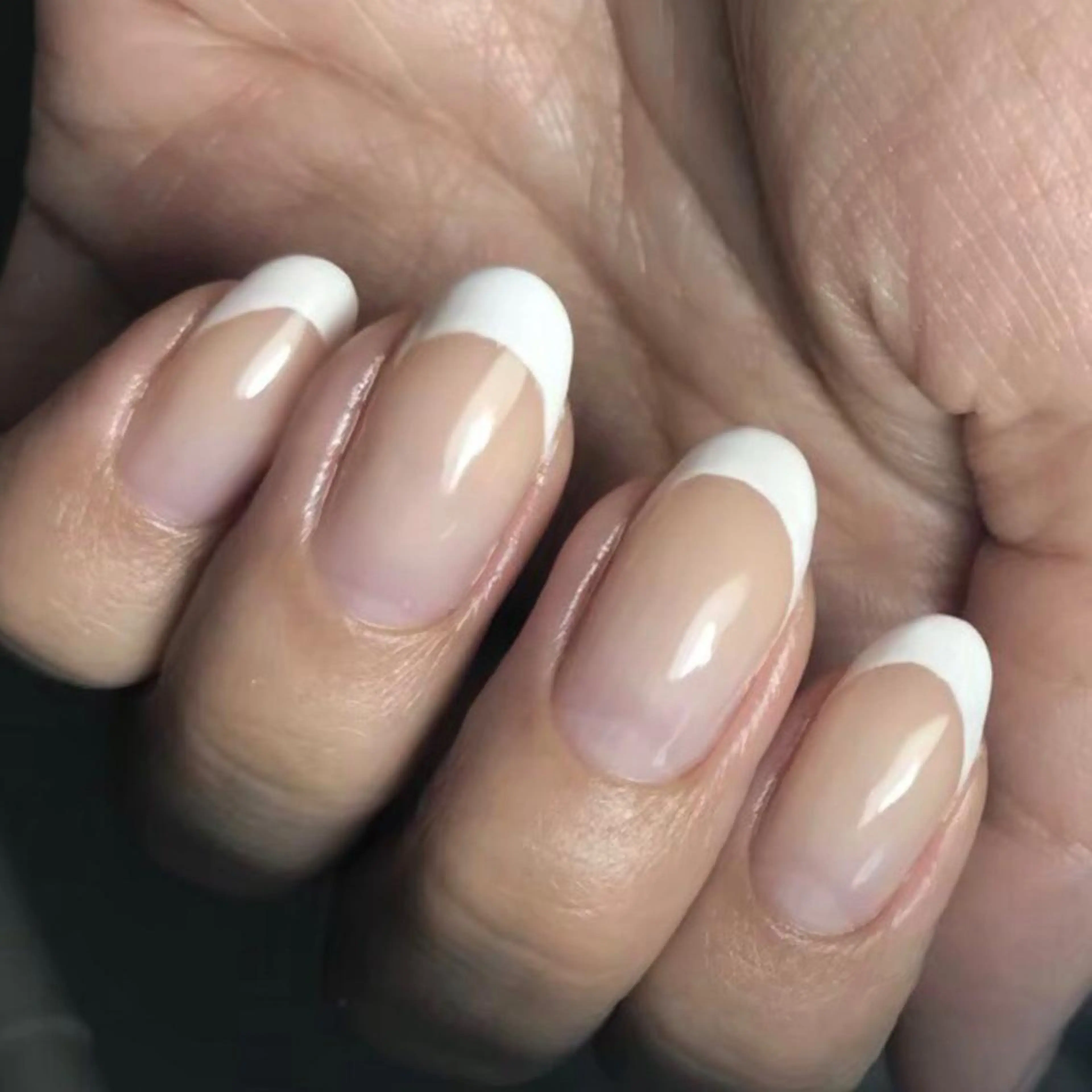 【美爪育成】フレンチネイルの写真