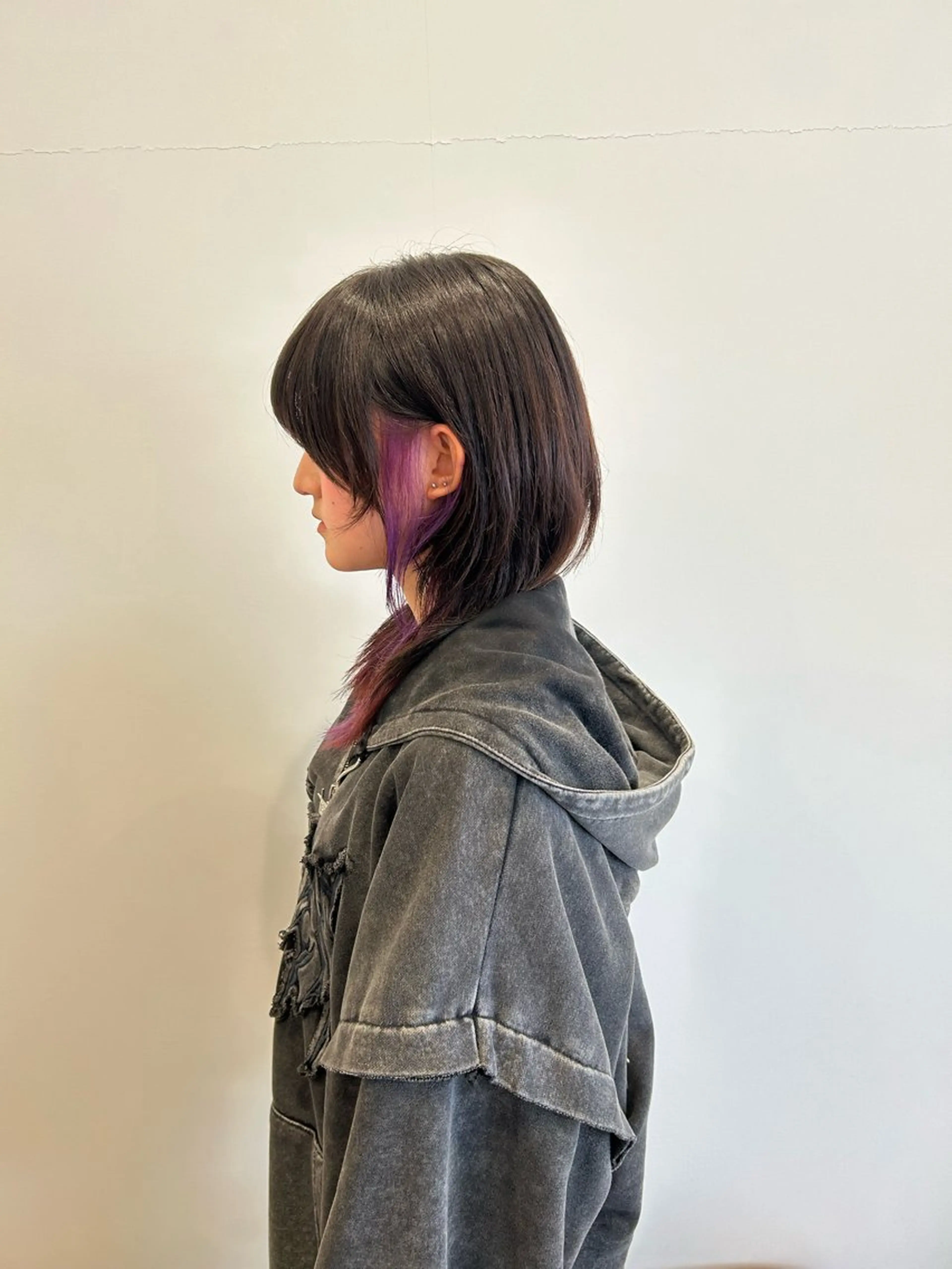 セミロング カラー くご井 大介のヘアスタイル