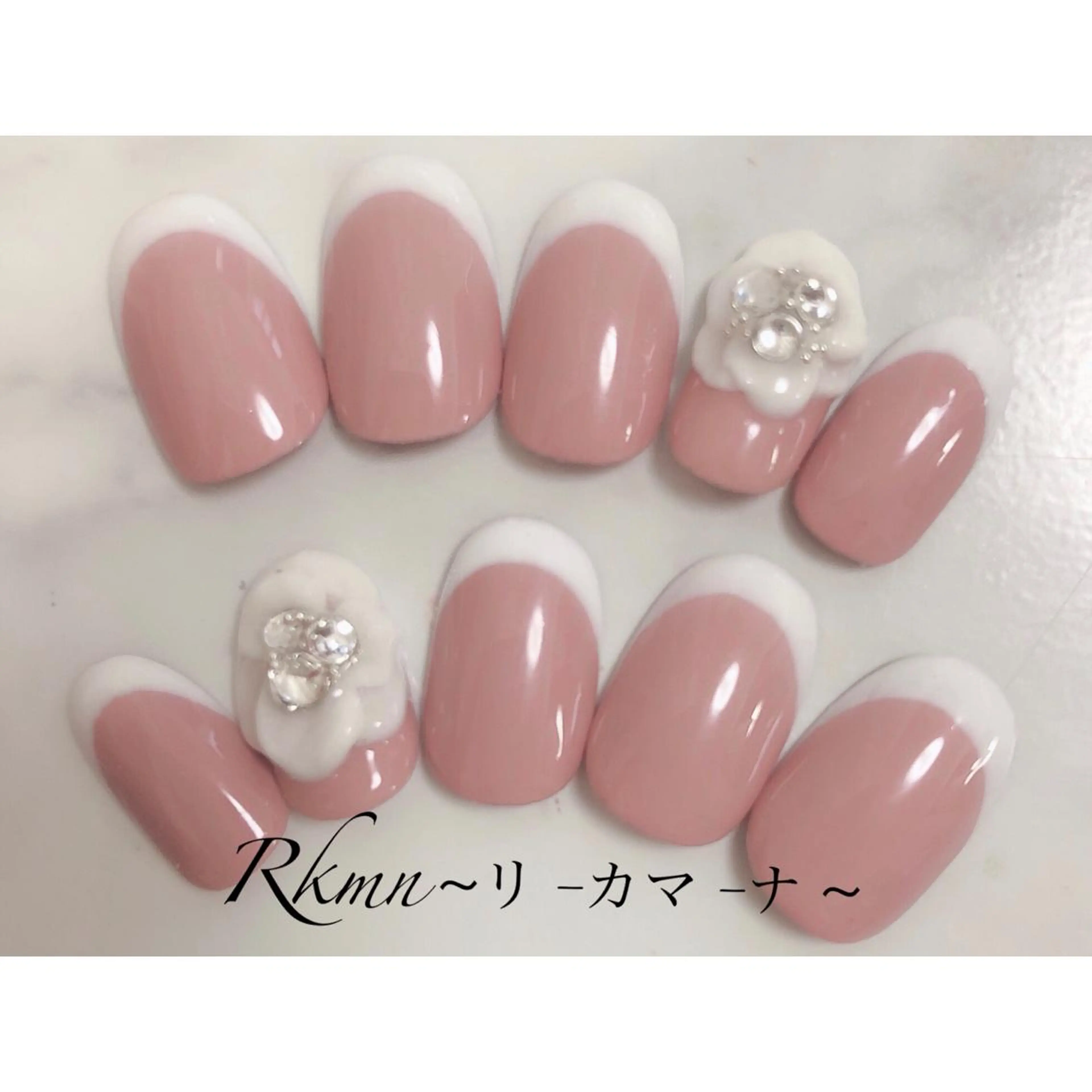 ネイル アートネイル フラワーネイル フレンチネイル ジェルネイル グラデーション ハンドネイル フットネイル ハンドケア Rkmn ~リ-カマ-ナ~のネイルデザイン