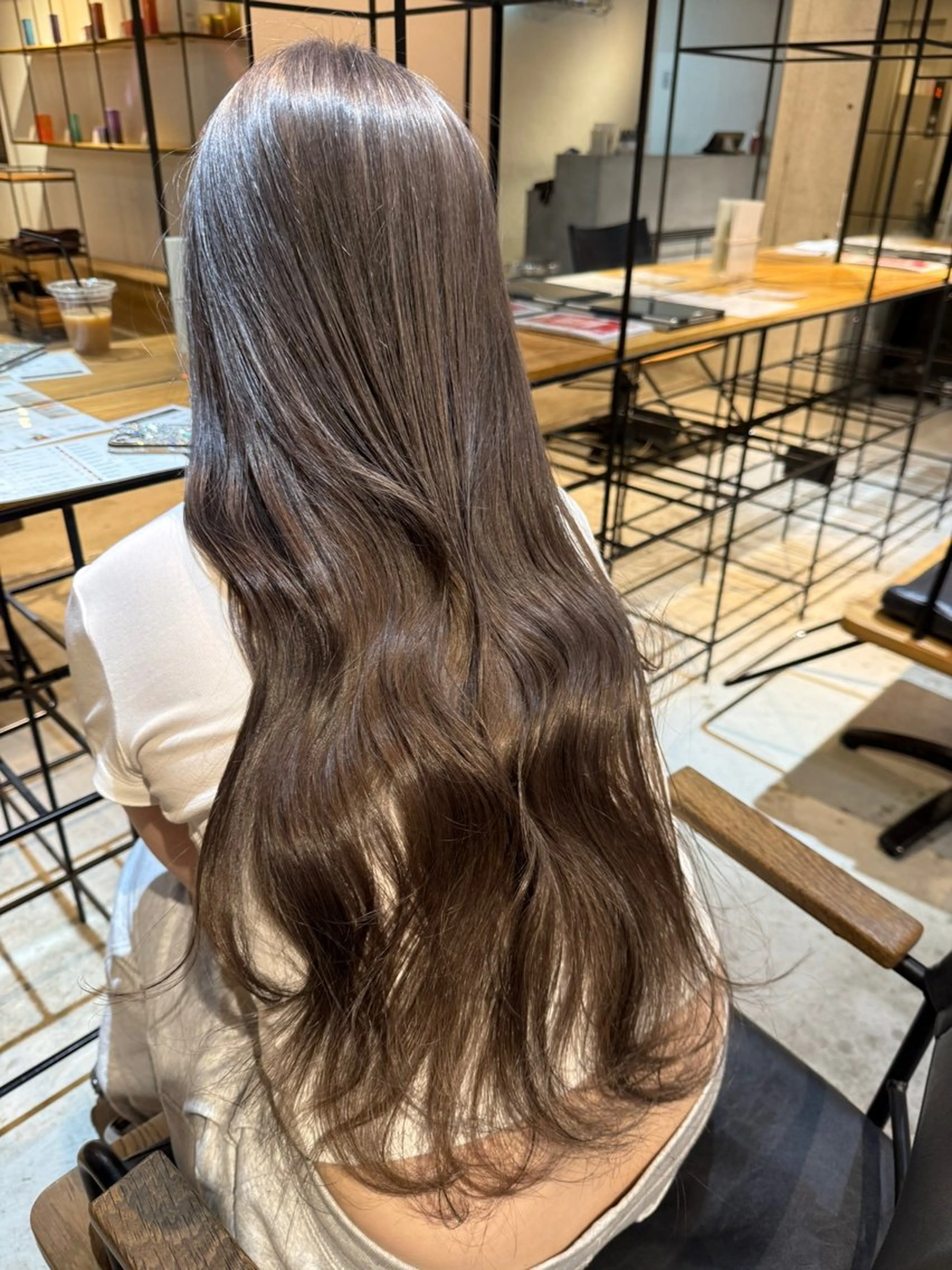 ロング カット ヘアカラー トリートメント ベージュカラー🕊️ 新潟駅/谷口大海のヘアスタイル