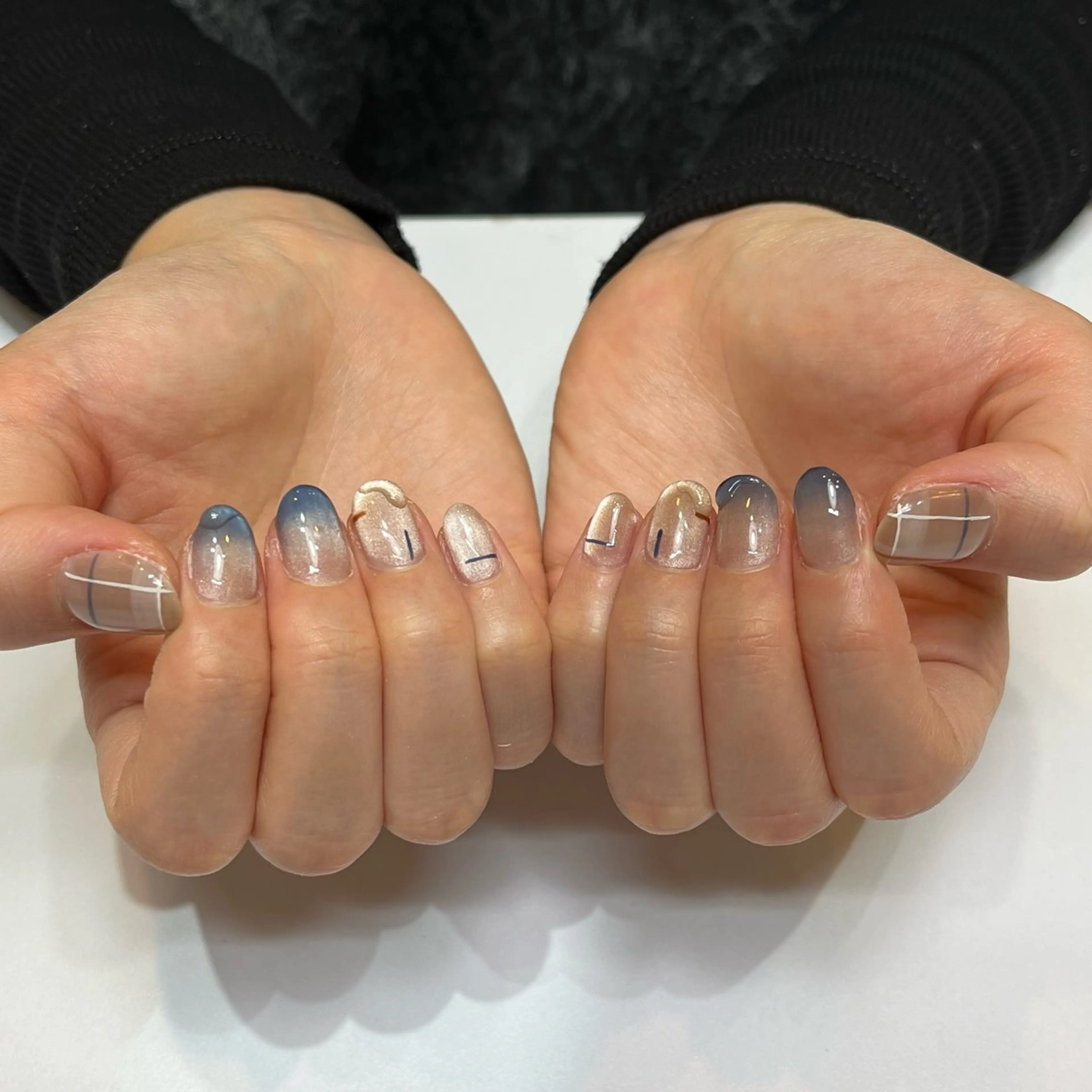 ネイル アートネイル RALUA名駅前店 山崎のネイルデザイン