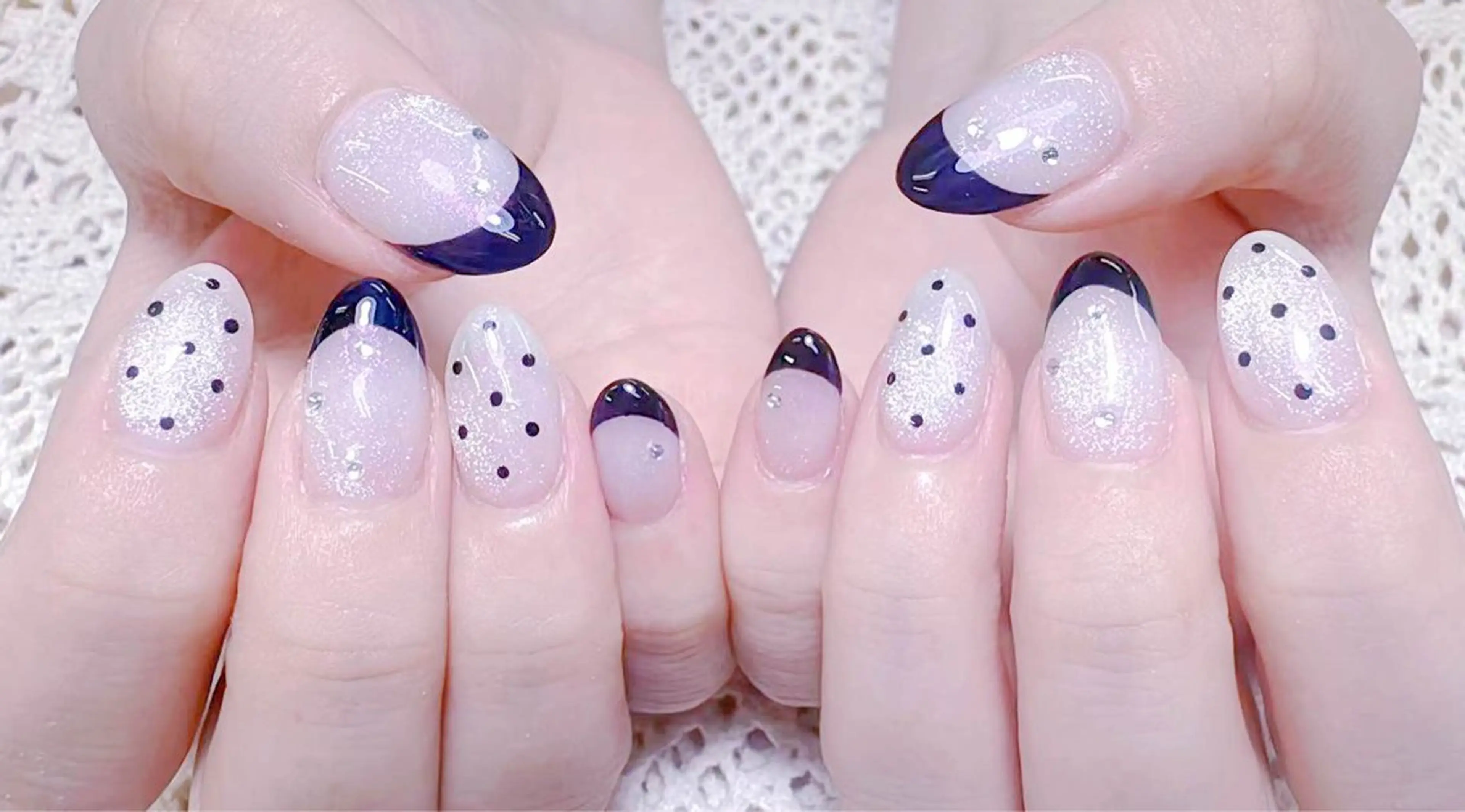 ネイル 小島 阿佑美のネイルデザイン